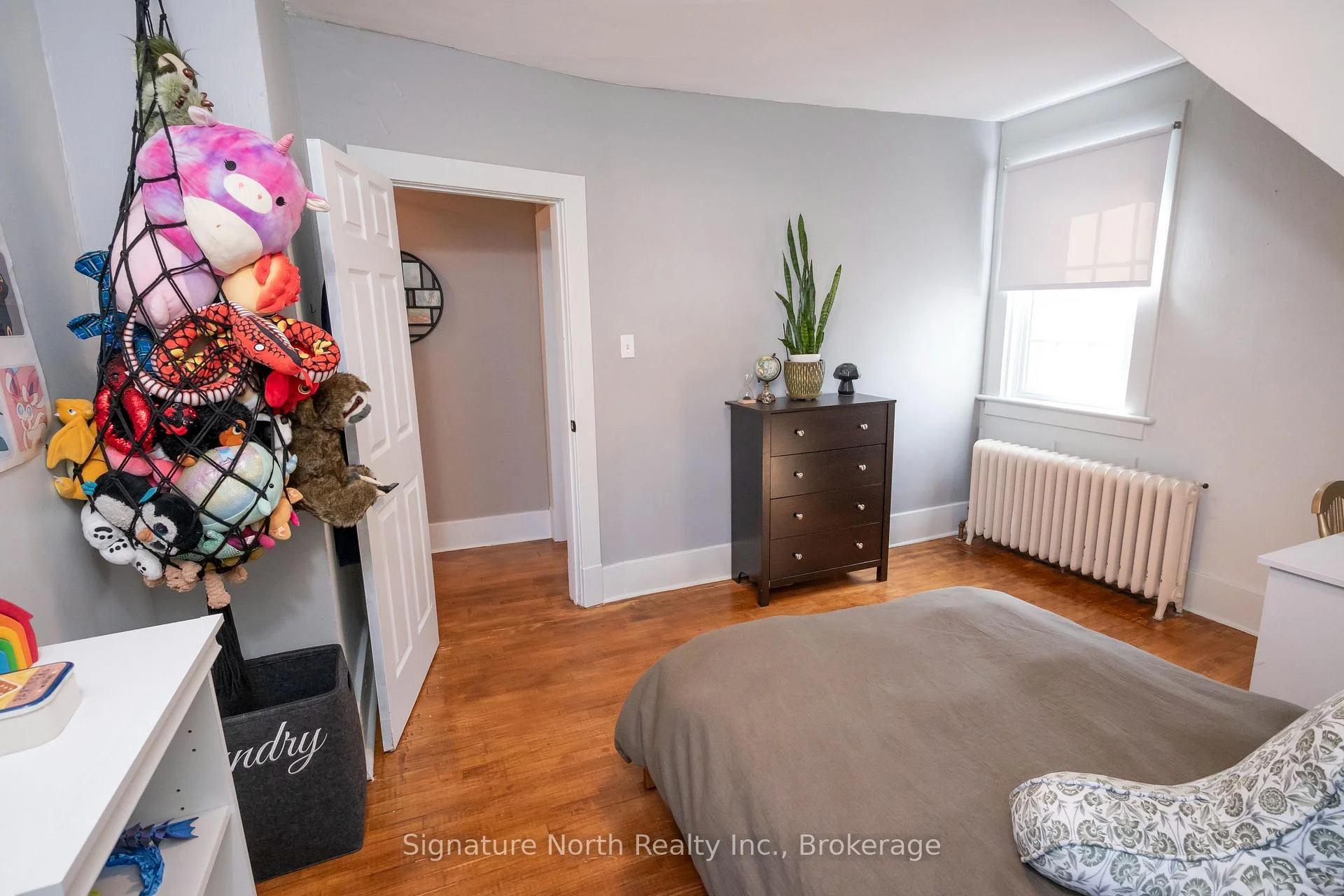 Photo 65 of 90 Peter Street, Thunder Bay, College Heights — HOMEH