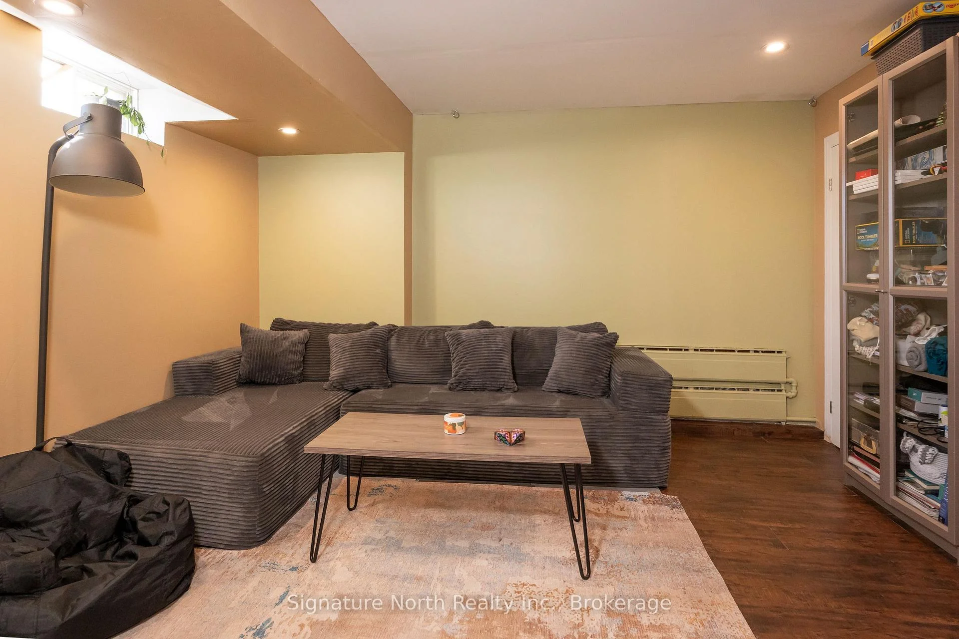 Photo 73 of 90 Peter Street, Thunder Bay, College Heights — HOMEH