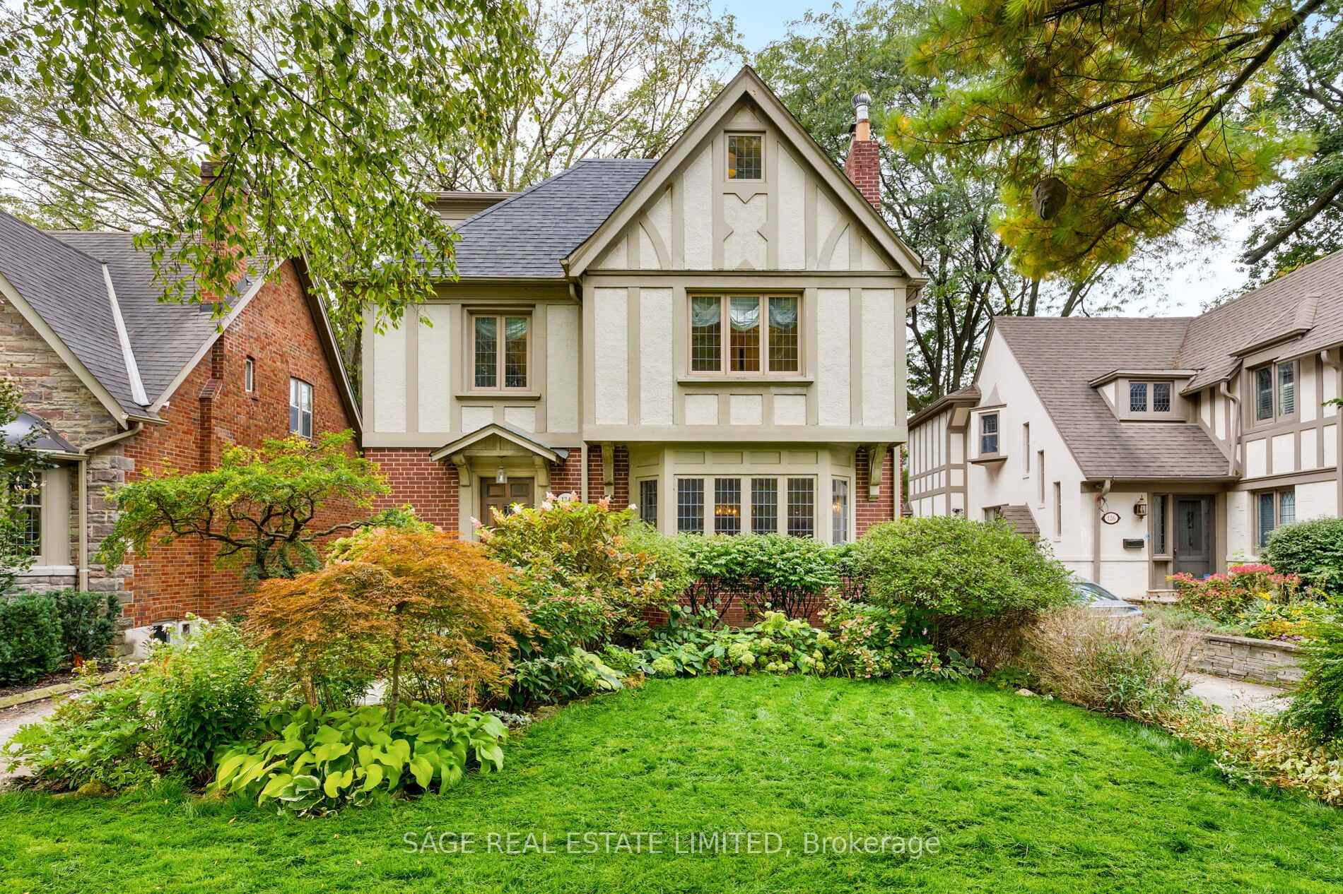 Photo of 124 Brentwood Road N