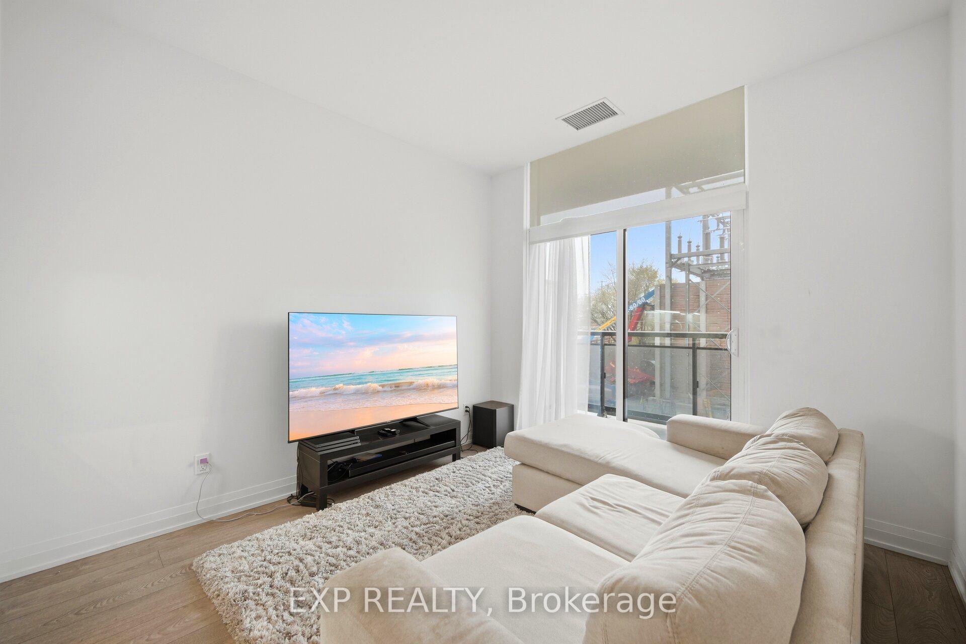Photo 8 of Unit 10, 286 Main Street, Toronto, East End-Danforth — HOMEH