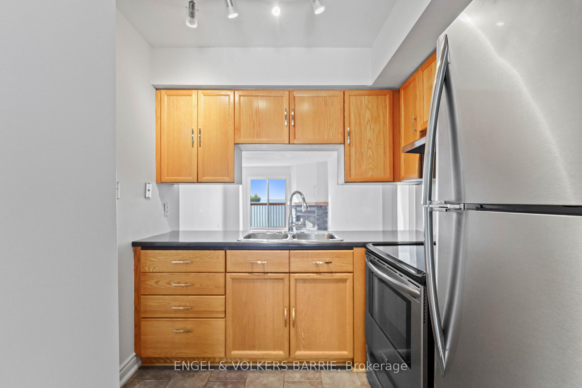 Photo 18 of Unit 204, 43 Olive Crescent, Orillia — HOMEH