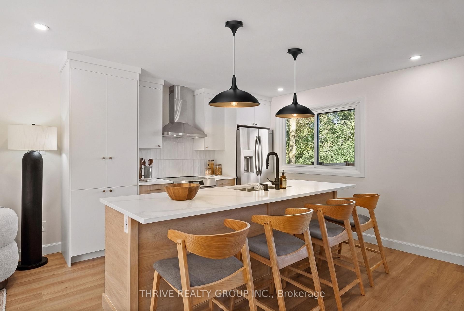 Photo 8 of 139 Deer Park Circle, London, North P — HOMEH