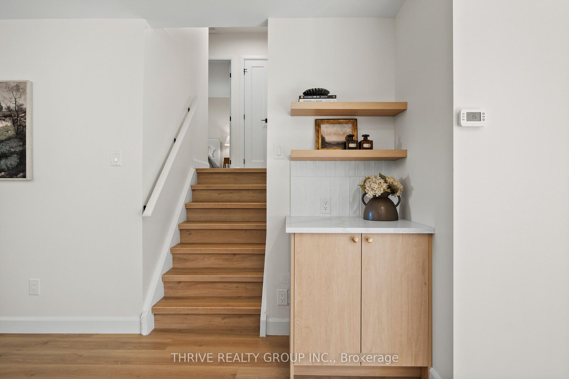 Photo 14 of 139 Deer Park Circle, London, North P — HOMEH