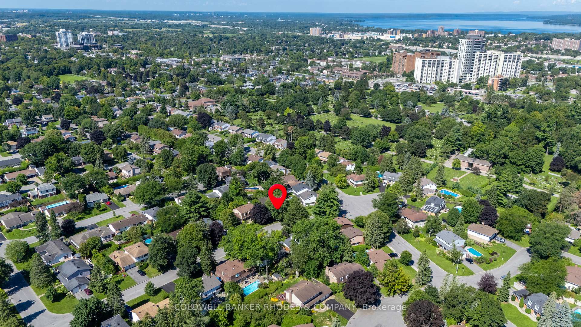 Photo 3 of 26 Crofton Road, Ottawa, Briargreen — HOMEH