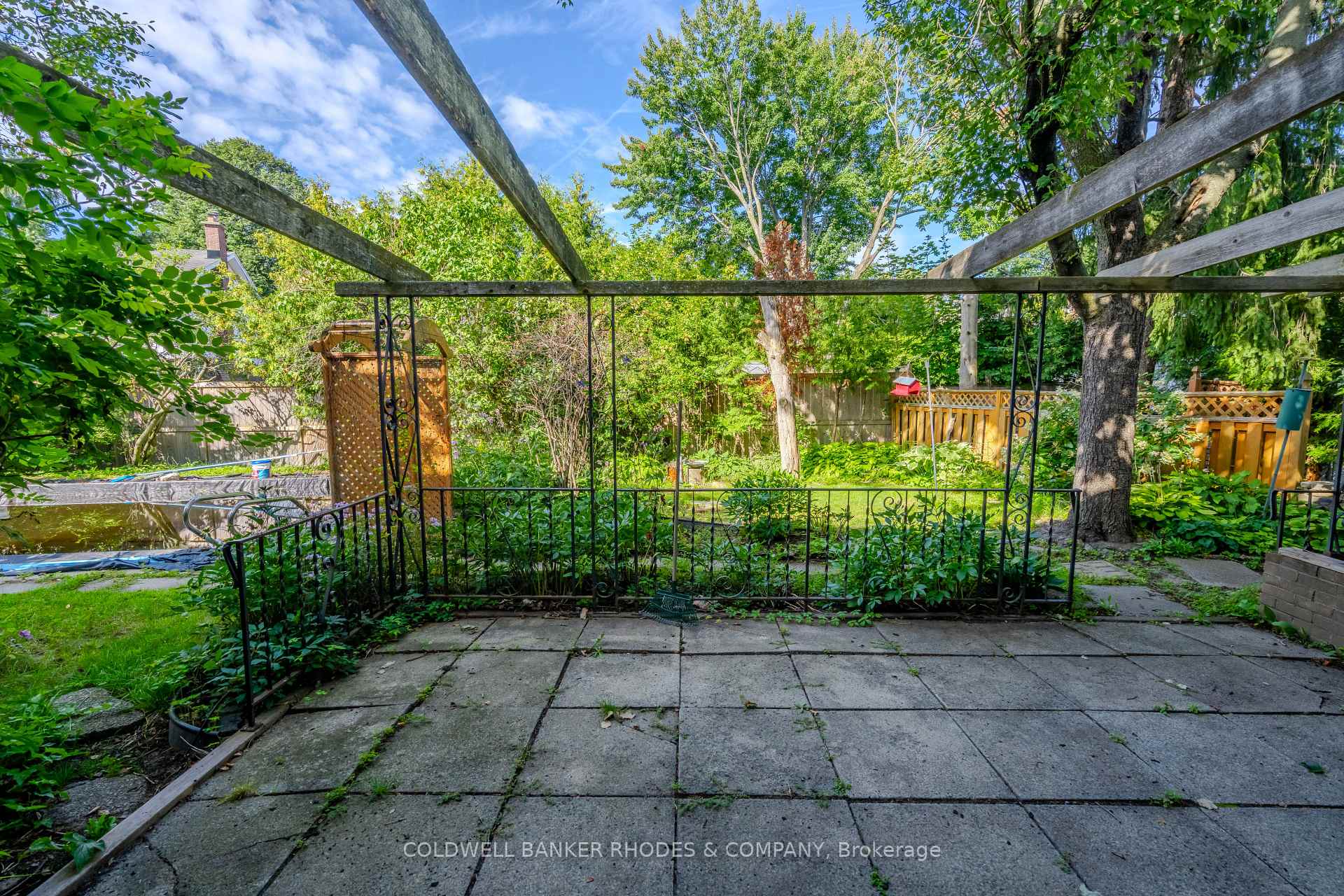 Photo 8 of 26 Crofton Road, Ottawa, Briargreen — HOMEH