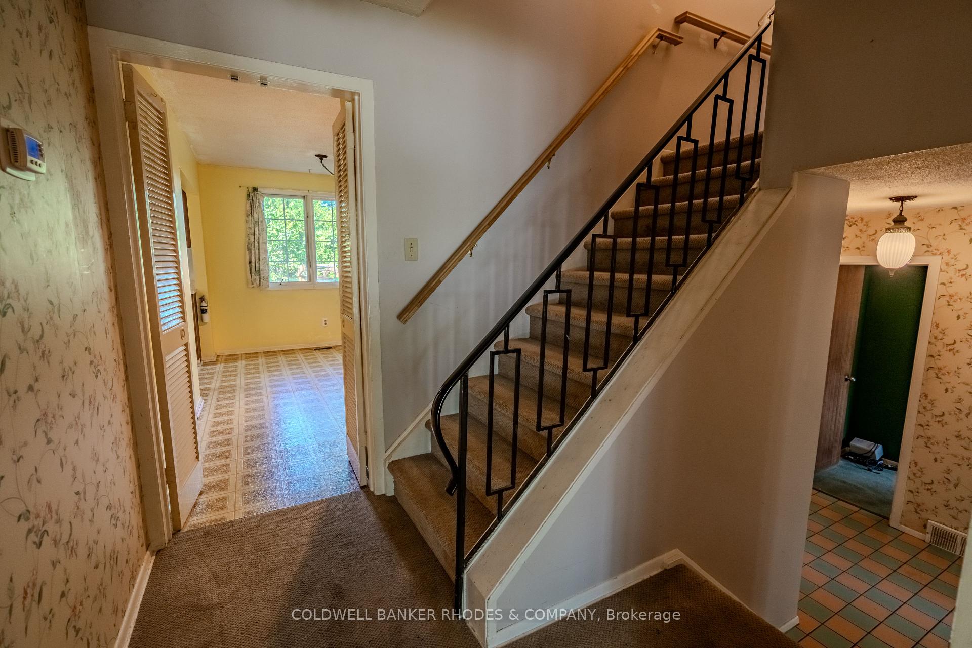 Photo 13 of 26 Crofton Road, Ottawa, Briargreen — HOMEH
