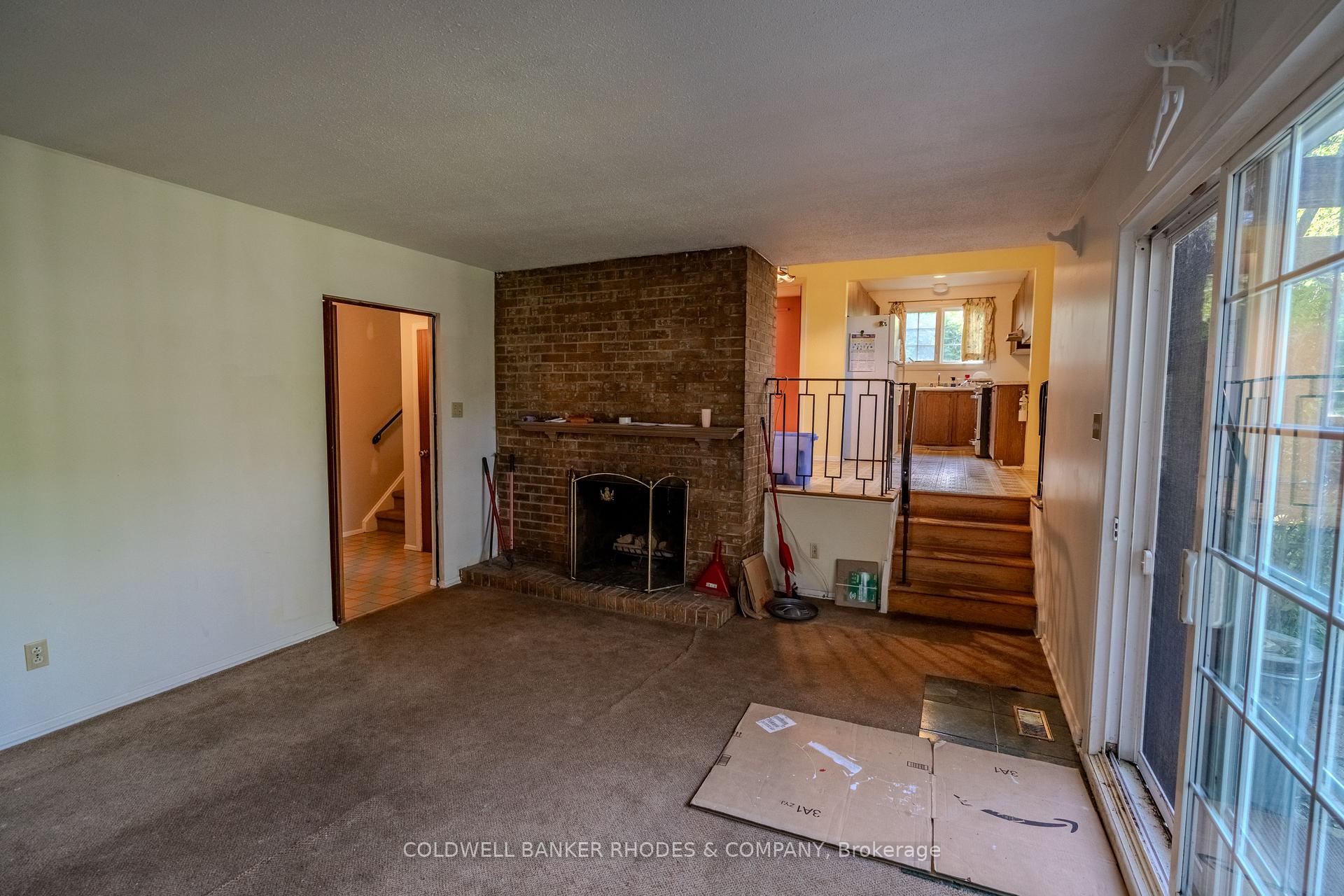 Photo 16 of 26 Crofton Road, Ottawa, Briargreen — HOMEH