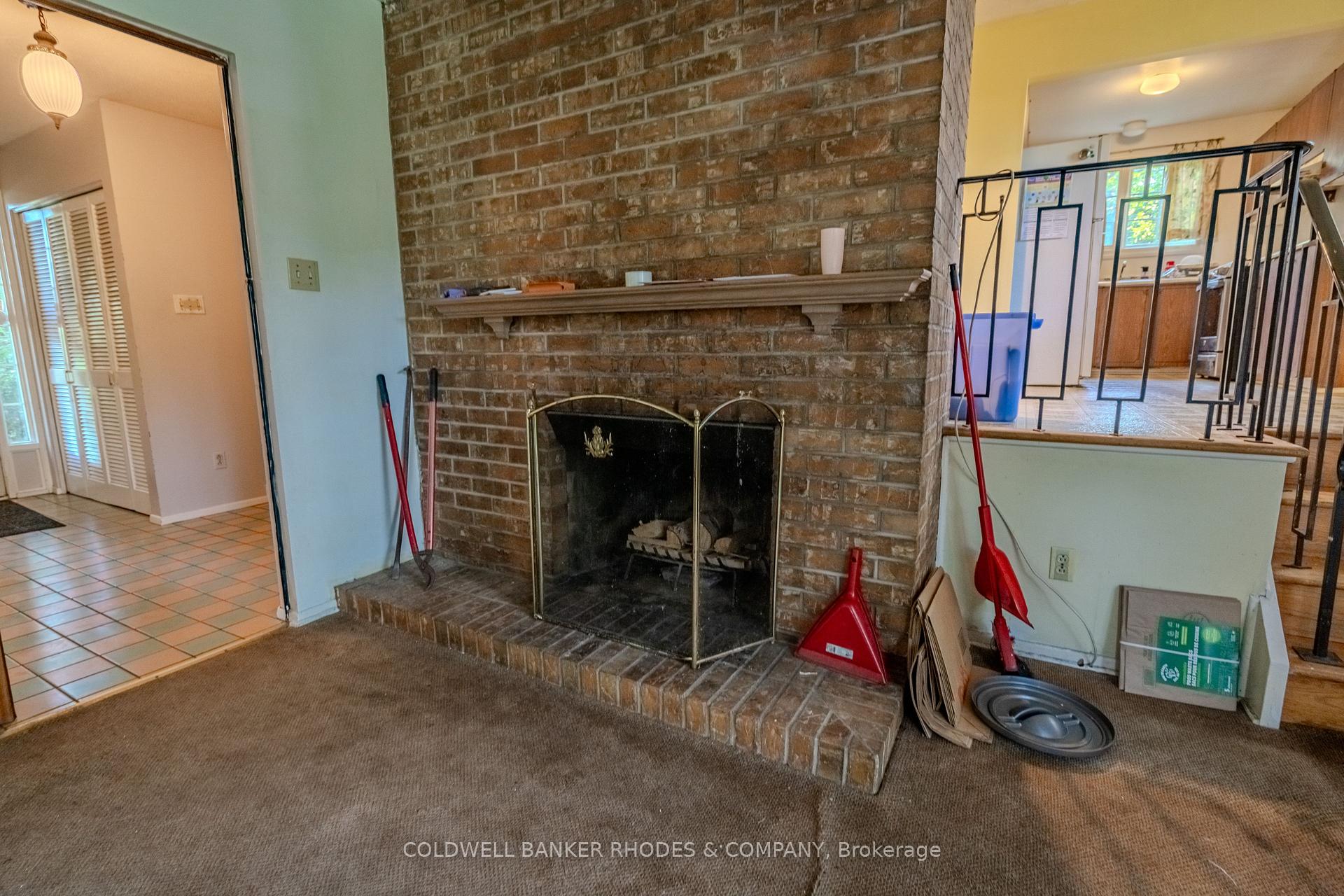 Photo 17 of 26 Crofton Road, Ottawa, Briargreen — HOMEH
