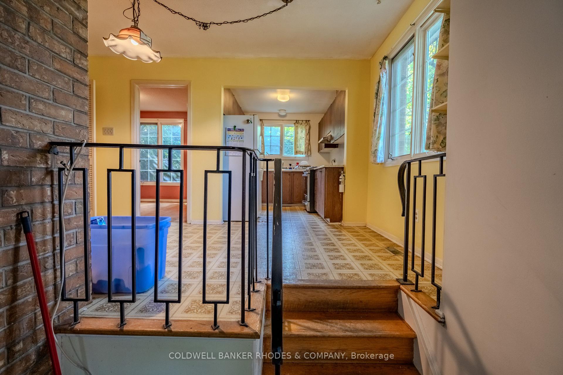 Photo 19 of 26 Crofton Road, Ottawa, Briargreen — HOMEH