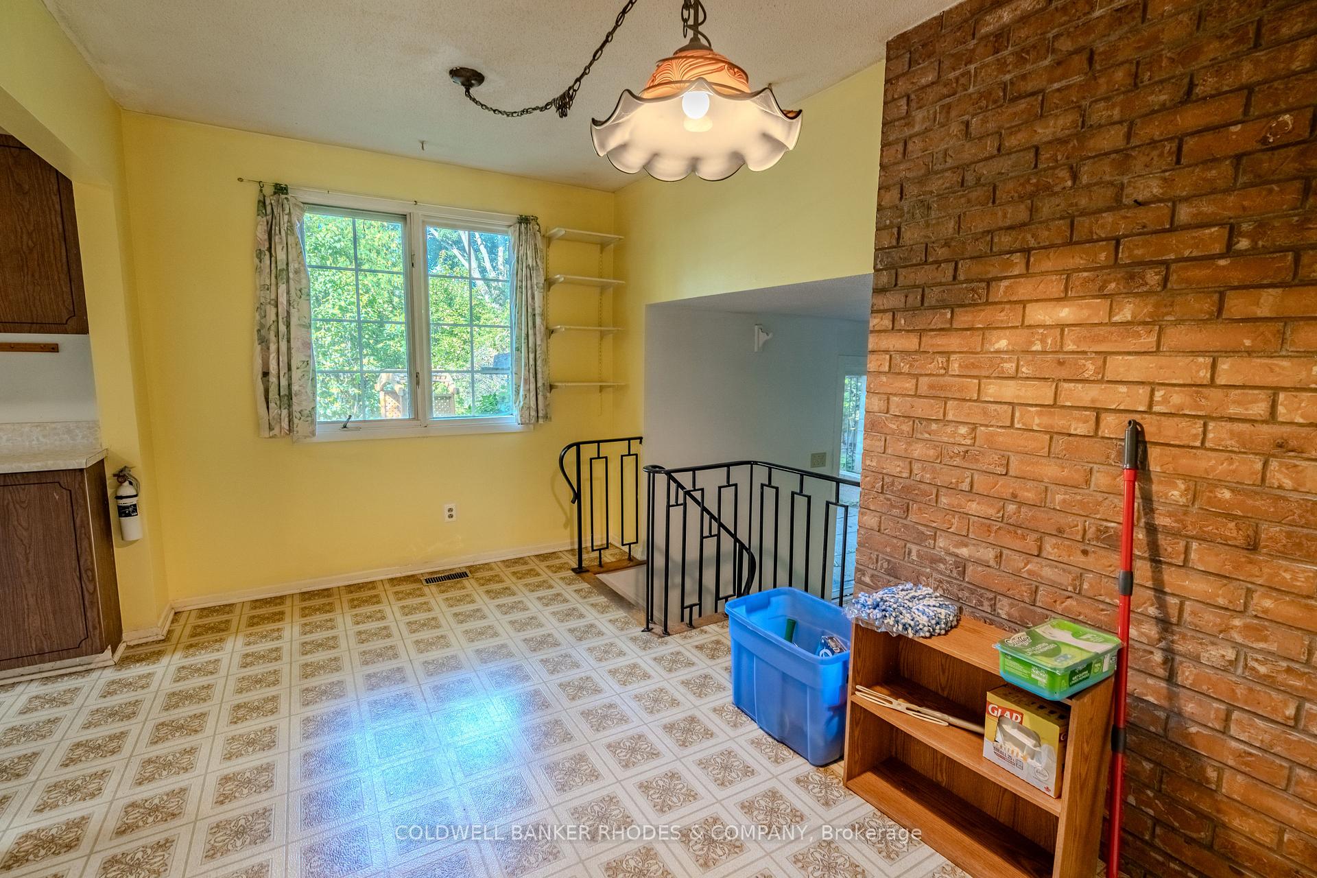 Photo 21 of 26 Crofton Road, Ottawa, Briargreen — HOMEH