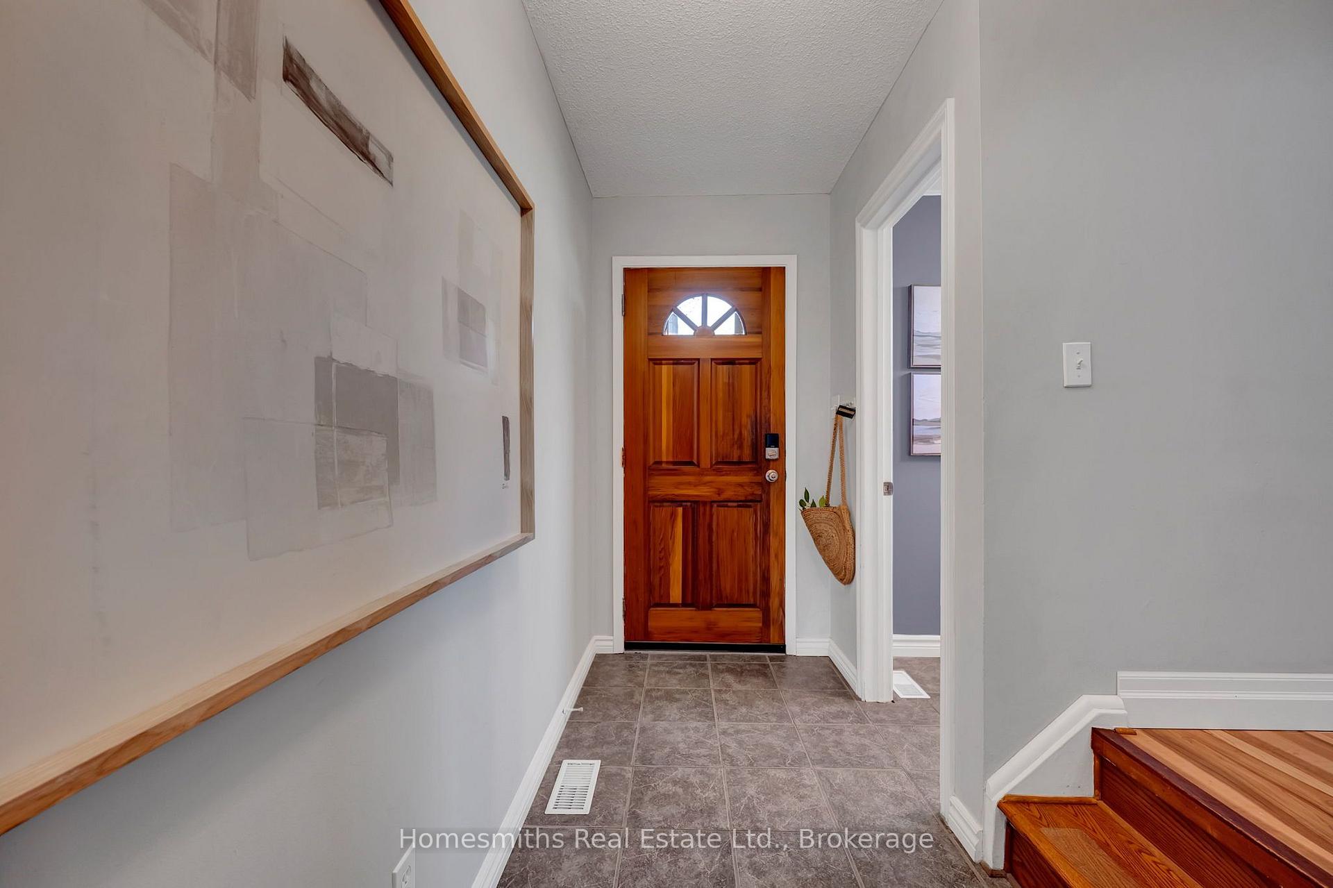 Photo 2 of 3 Thomas Street, Oshawa, Lakeview — HOMEH