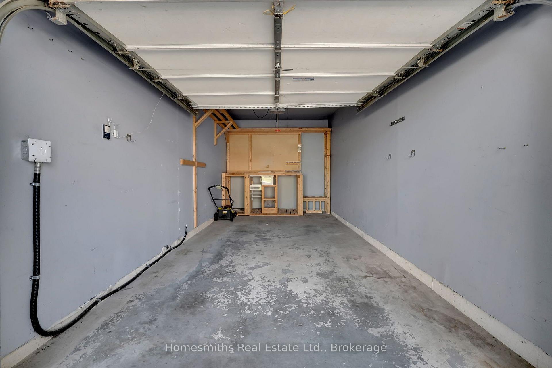 Photo 40 of 3 Thomas Street, Oshawa, Lakeview — HOMEH