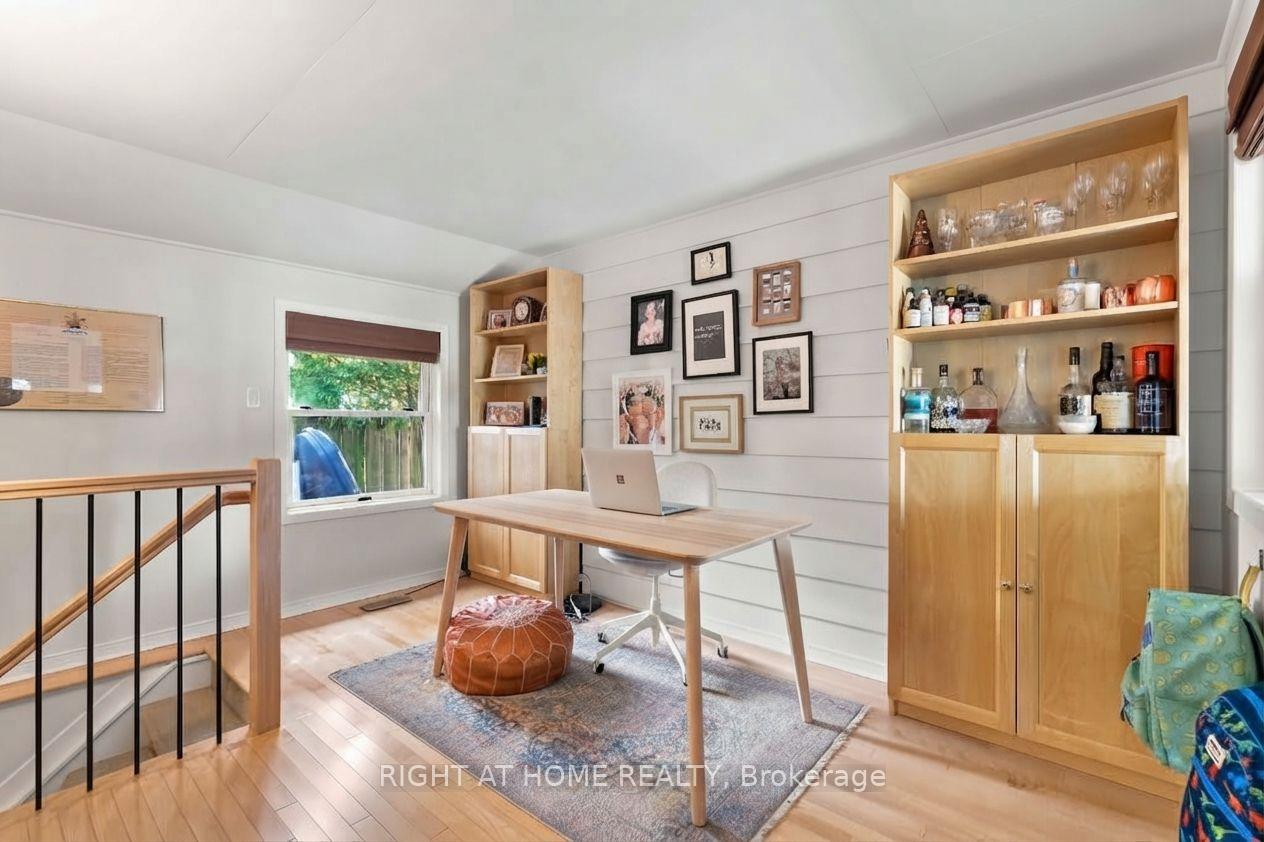 Photo 11 of 2045 Saville Row, Ottawa, Carlingwood — HOMEH