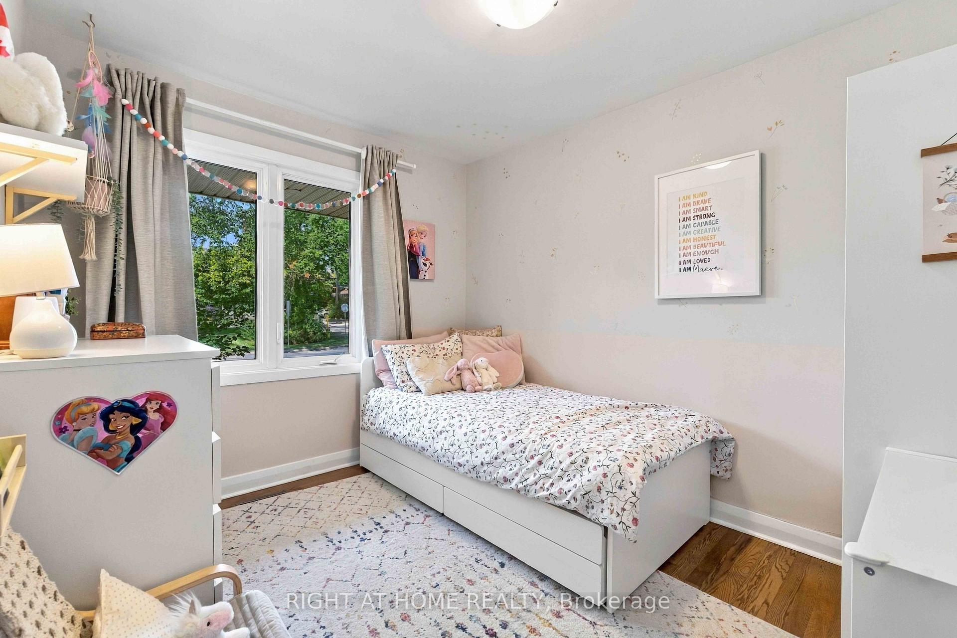 Photo 16 of 2045 Saville Row, Ottawa, Carlingwood — HOMEH