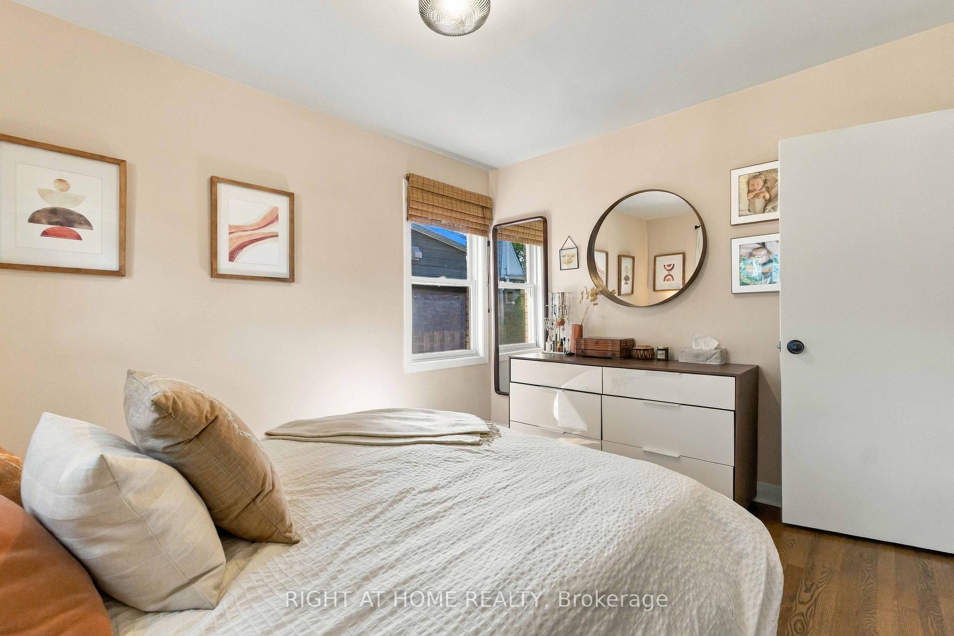 Photo 19 of 2045 Saville Row, Ottawa, Carlingwood — HOMEH