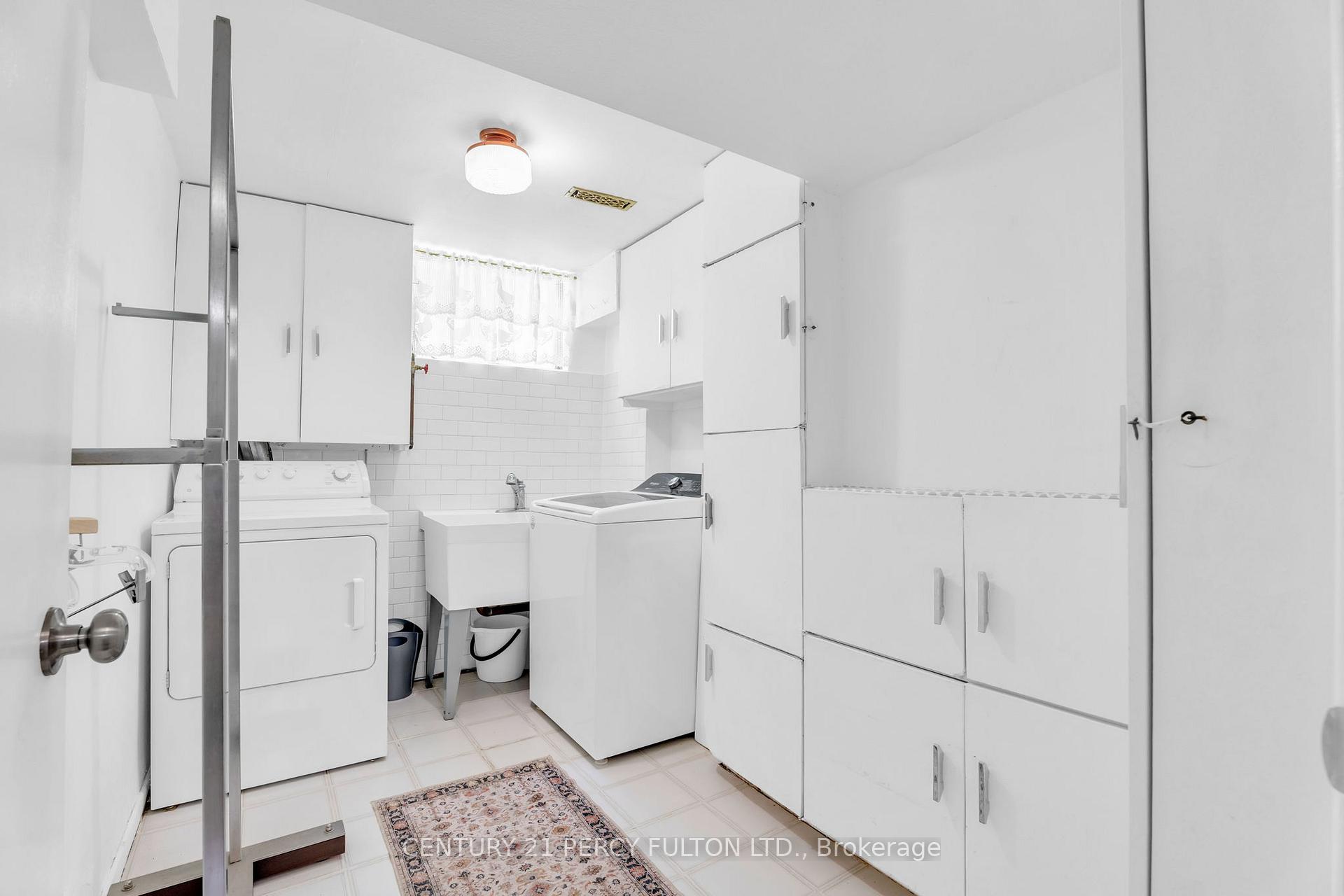 Photo 34 of 3500 Silverplains Drive, Mississauga, Applewood — HOMEH