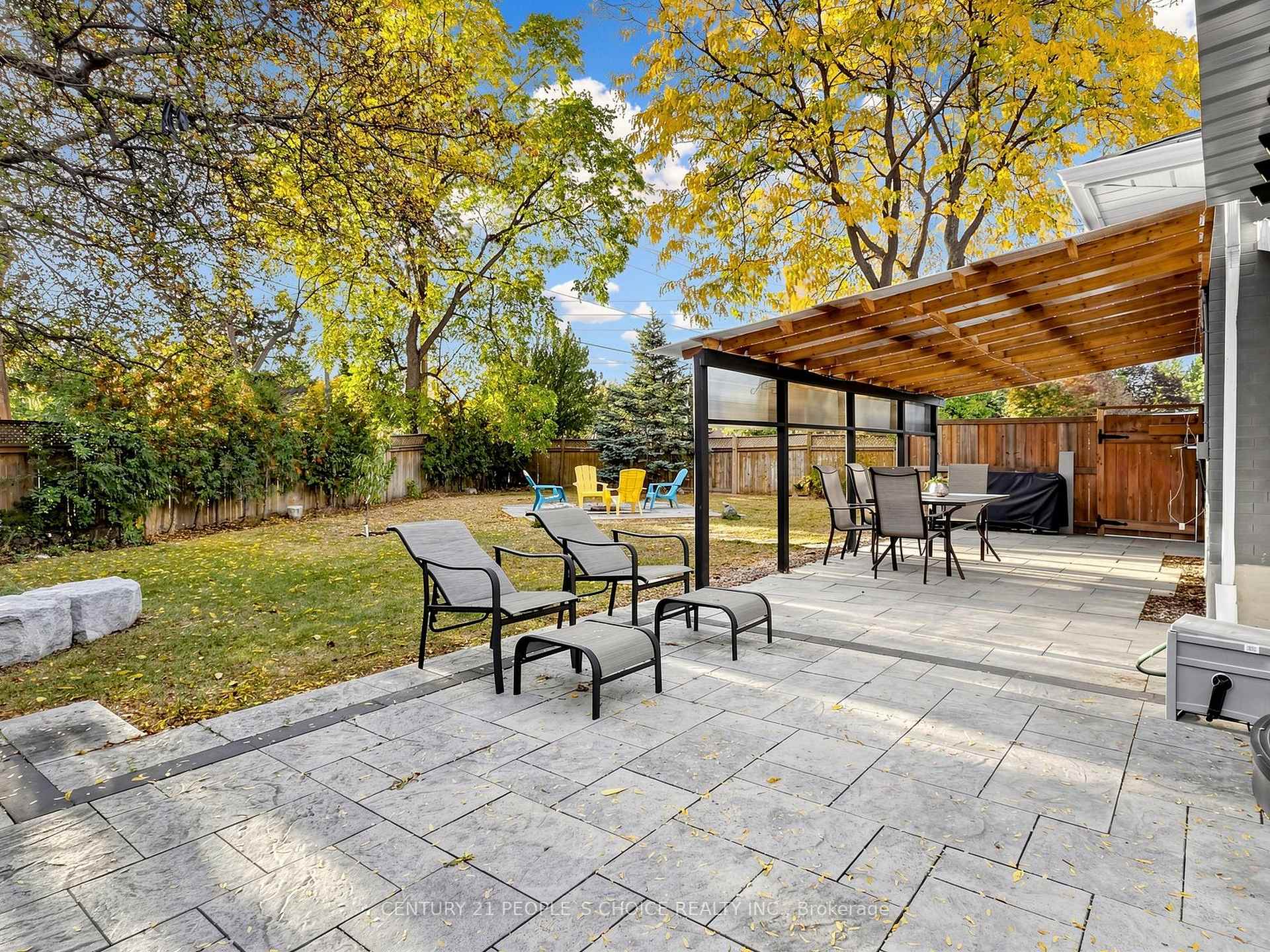 Photo 47 of 27 Matlock Avenue, Mississauga, Streetsville — HOMEH