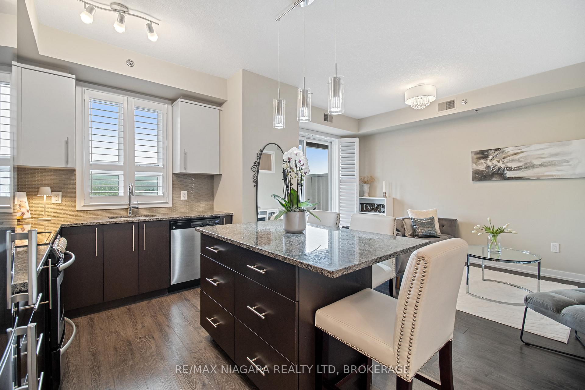 Photo 8 of Unit 411, 520 North Service Road, Grimsby, Grimsby Beach — HOMEH