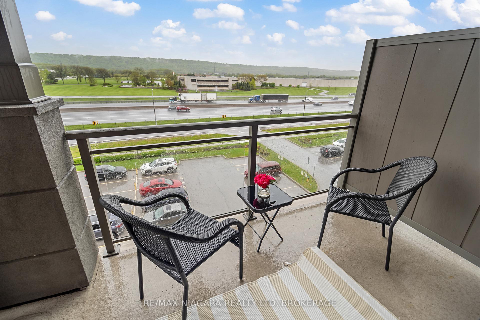 Photo 18 of Unit 411, 520 North Service Road, Grimsby, Grimsby Beach — HOMEH