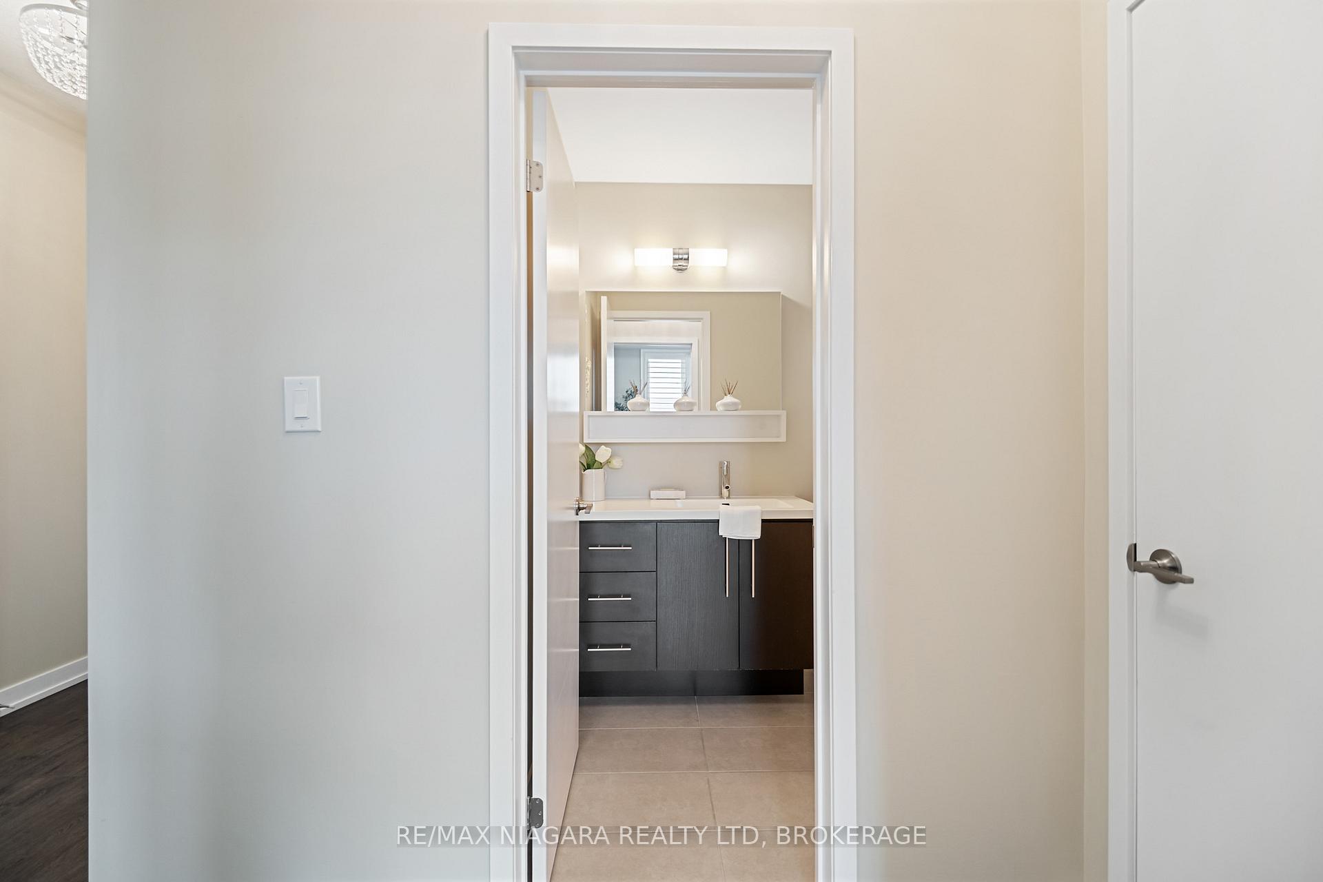 Photo 25 of Unit 411, 520 North Service Road, Grimsby, Grimsby Beach — HOMEH