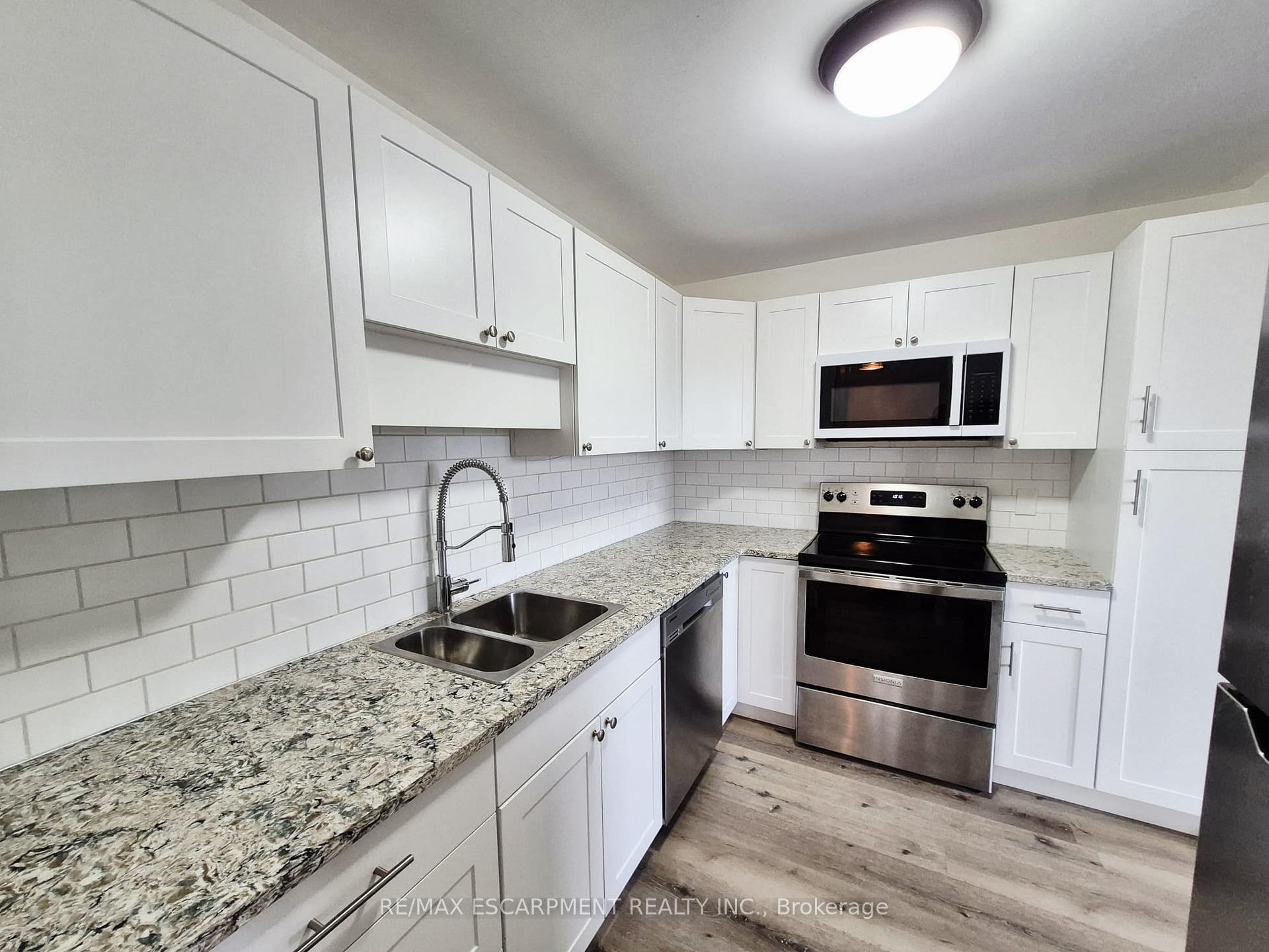 Photo 13 of Unit 503, 421 Fairview Drive, Brantford, Fairview - Brantford — HOMEH