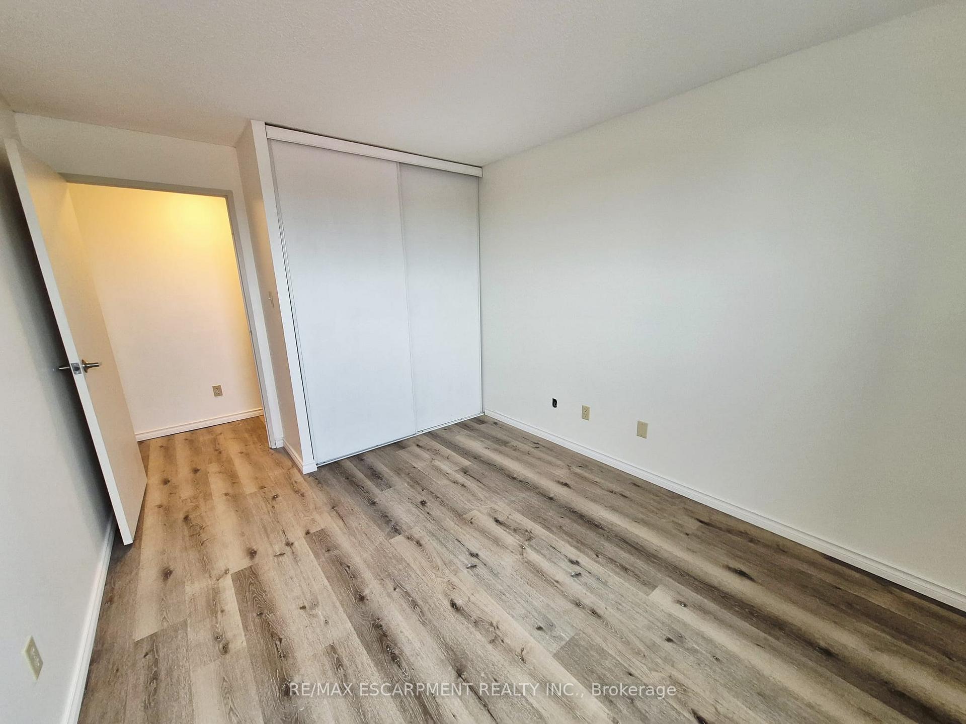 Photo 24 of Unit 503, 421 Fairview Drive, Brantford, Fairview - Brantford — HOMEH