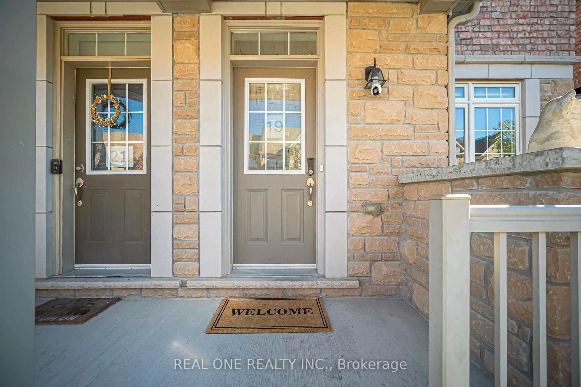 Photo 2 of 19 Begonia Street, Markham, Wismer — HOMEH