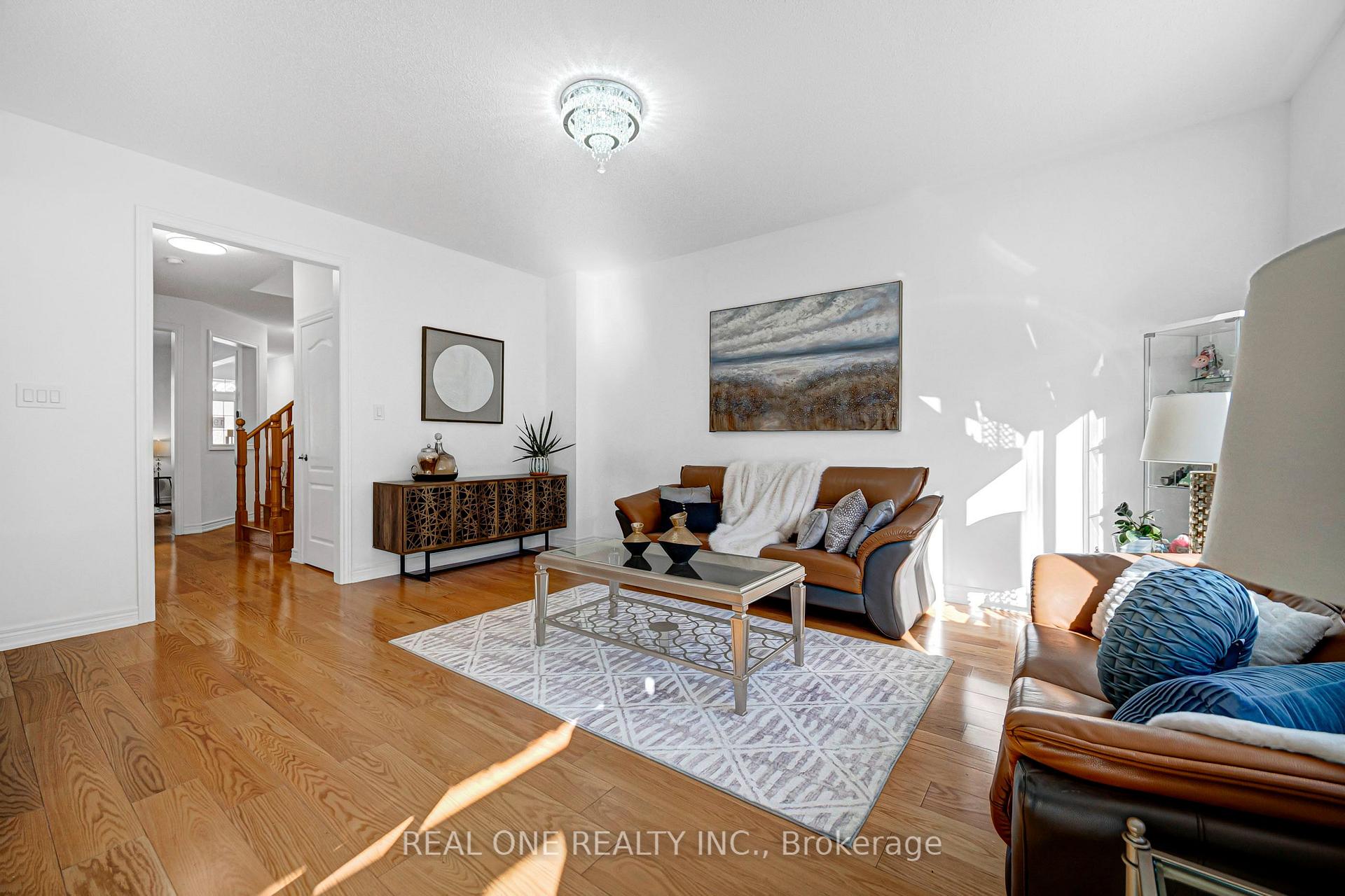 Photo 12 of 19 Begonia Street, Markham, Wismer — HOMEH