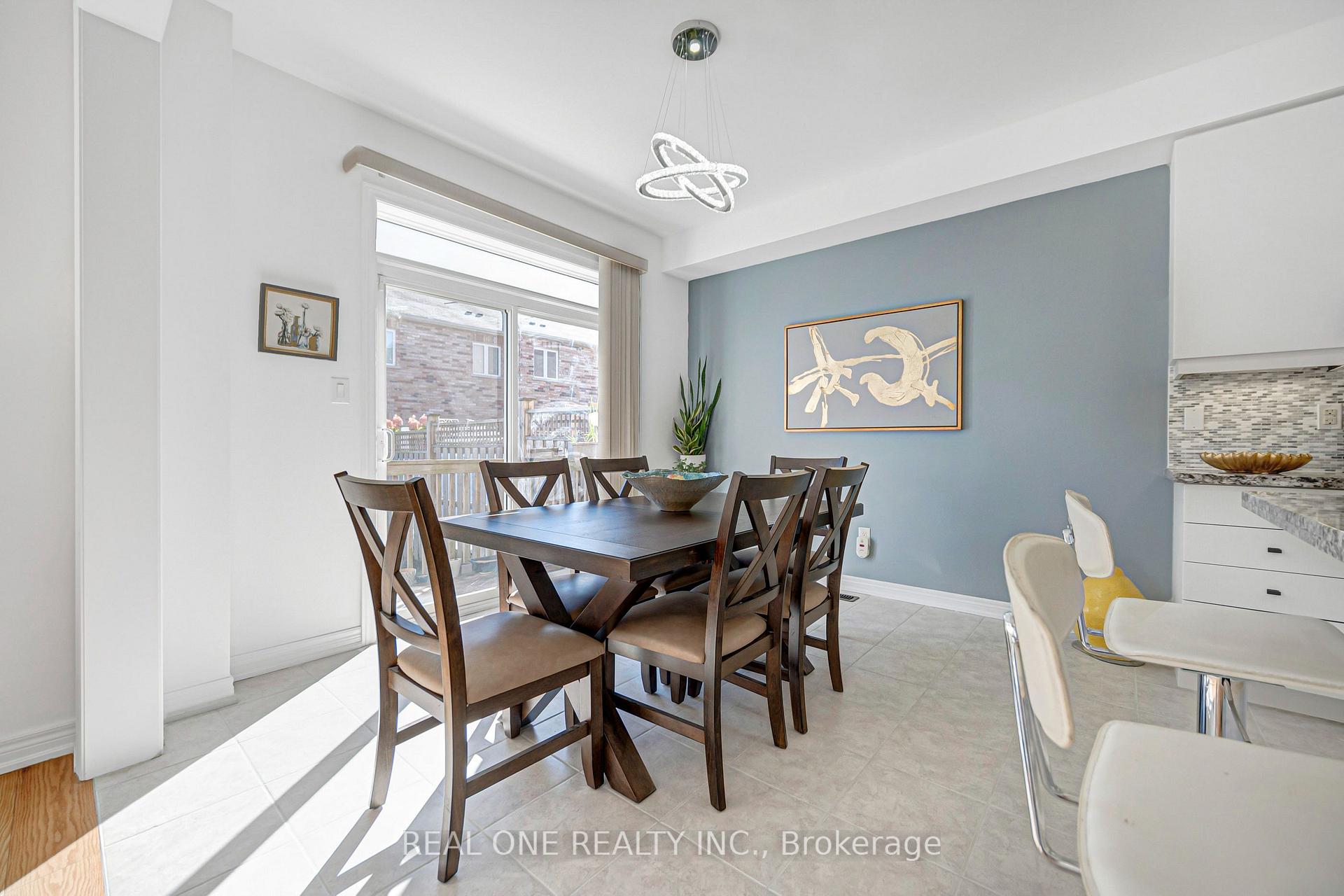Photo 13 of 19 Begonia Street, Markham, Wismer — HOMEH
