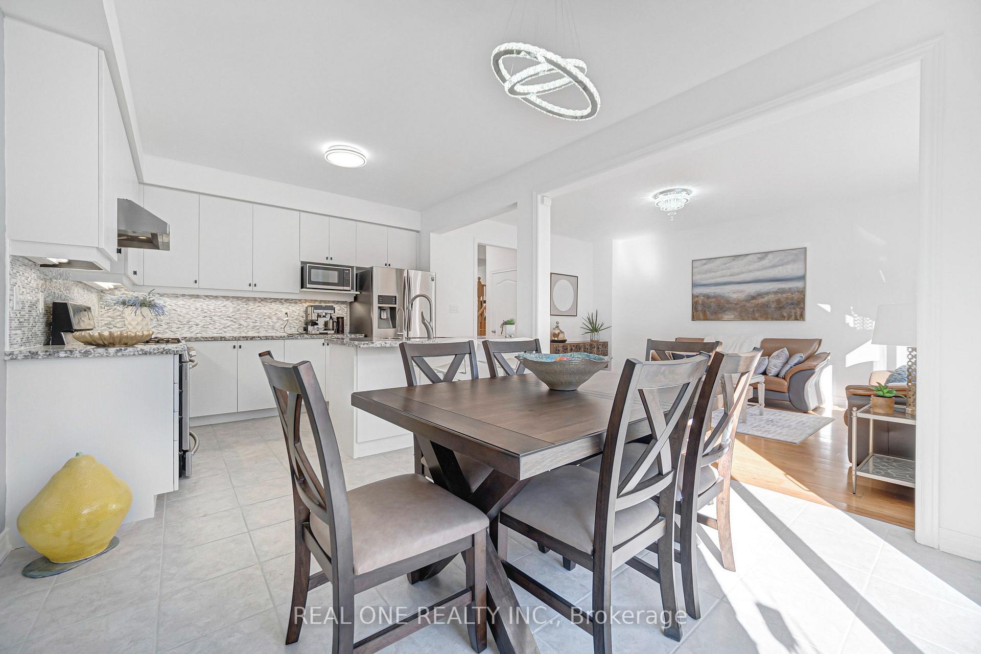 Photo 16 of 19 Begonia Street, Markham, Wismer — HOMEH