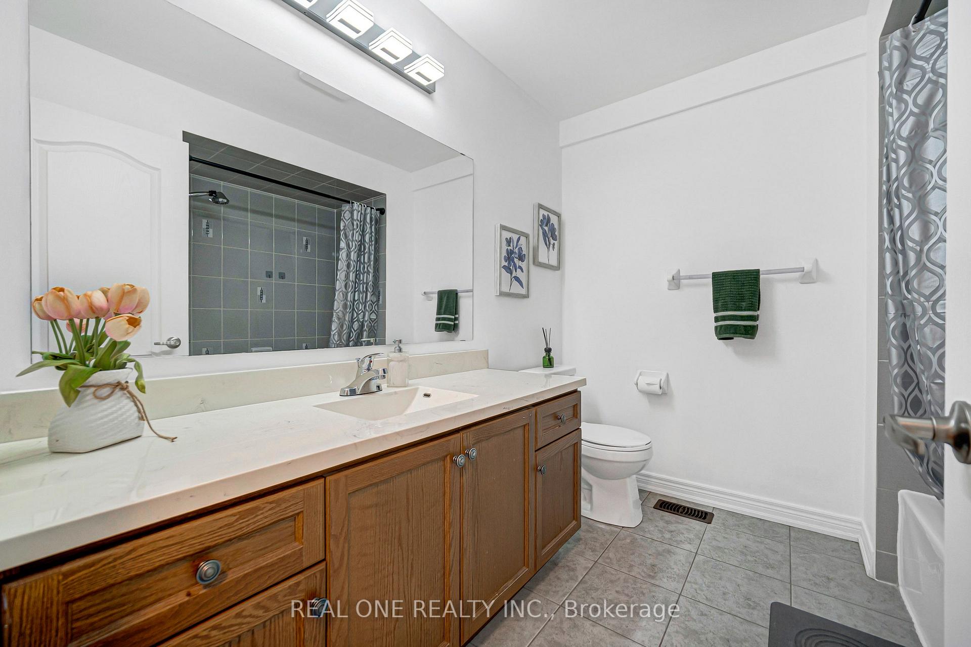 Photo 35 of 19 Begonia Street, Markham, Wismer — HOMEH