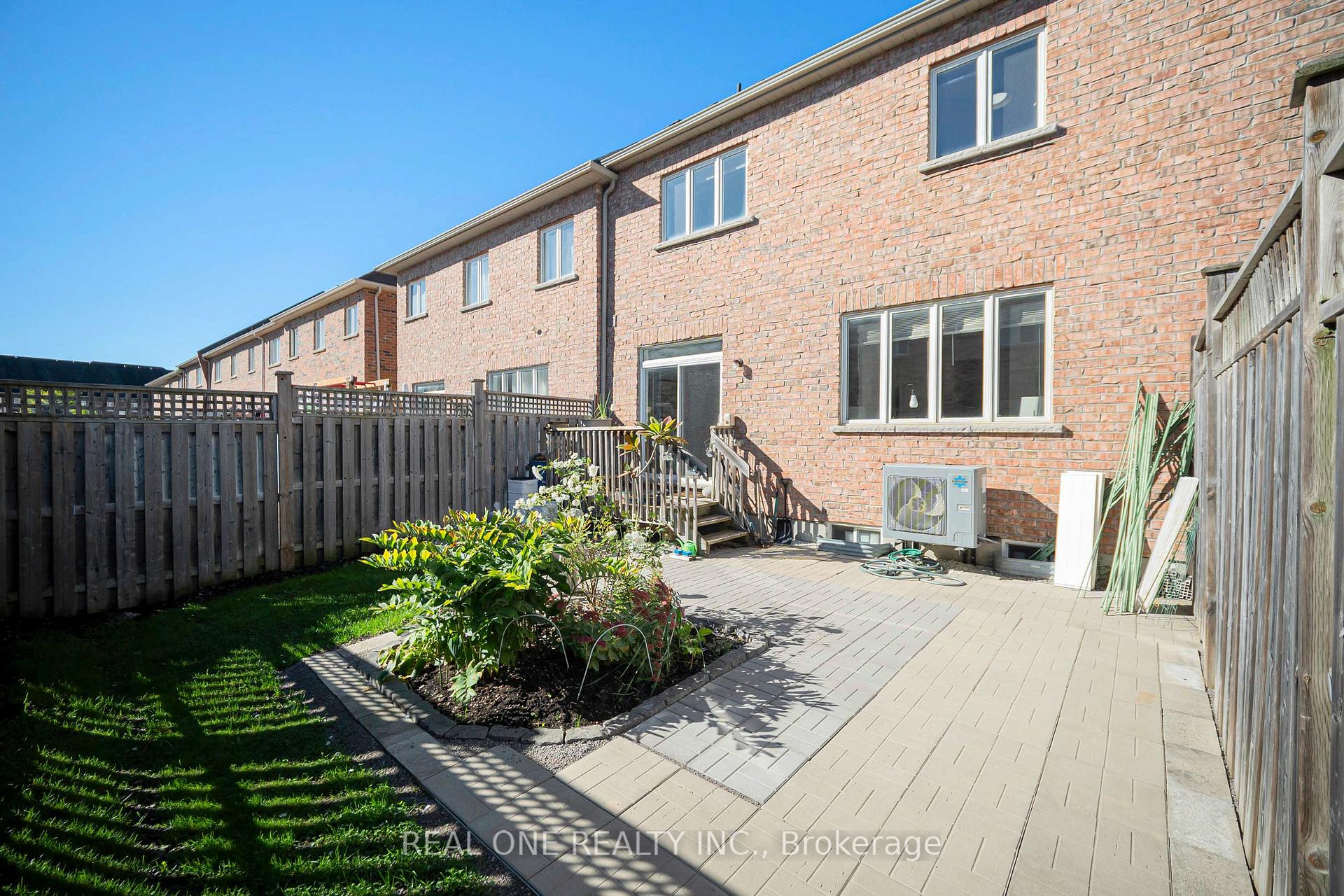 Photo 39 of 19 Begonia Street, Markham, Wismer — HOMEH