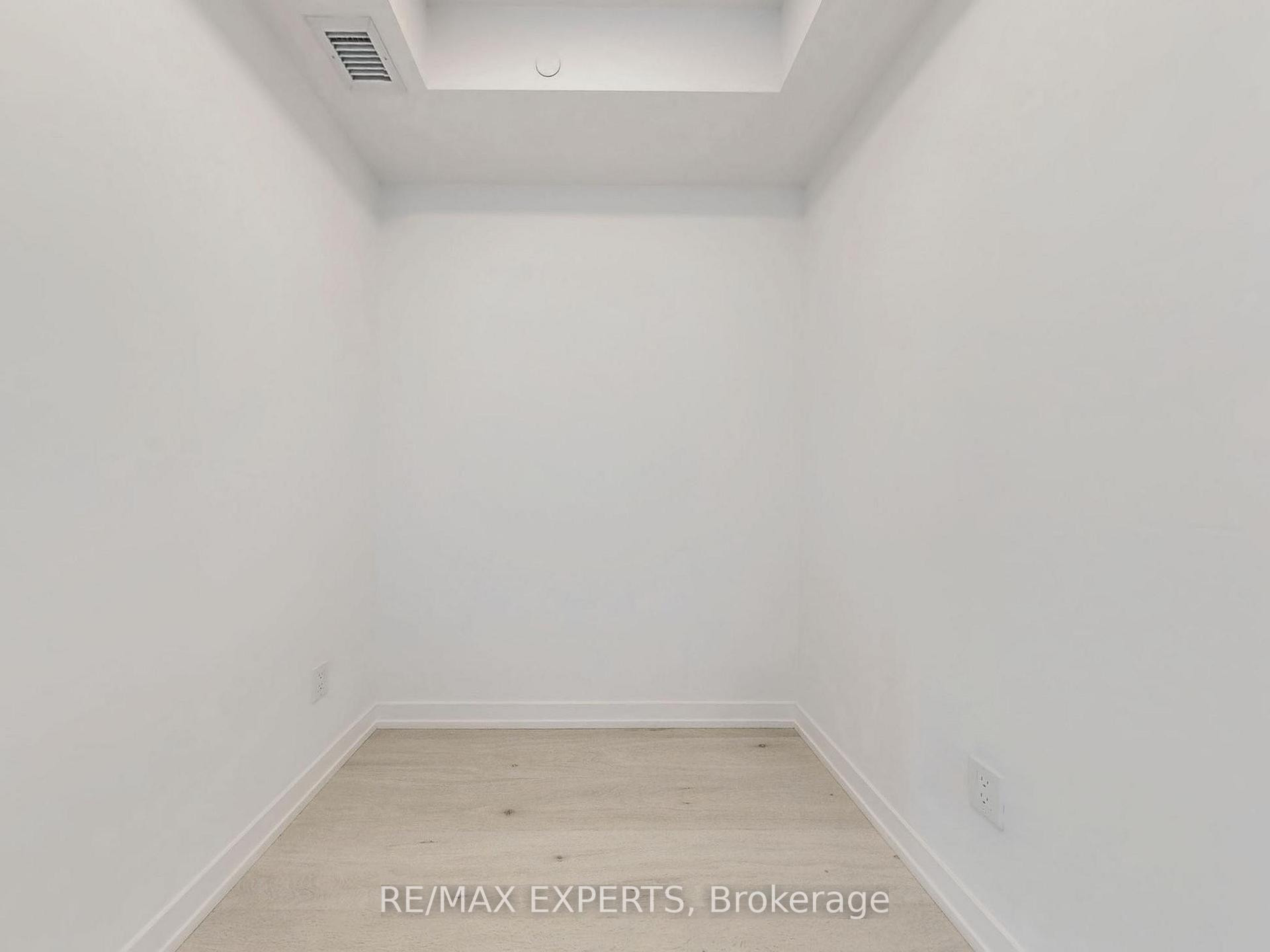 Photo 9 of Unit 319, 2501 Saw Whet Boulevard E, Oakville, Glen Abbey — HOMEH