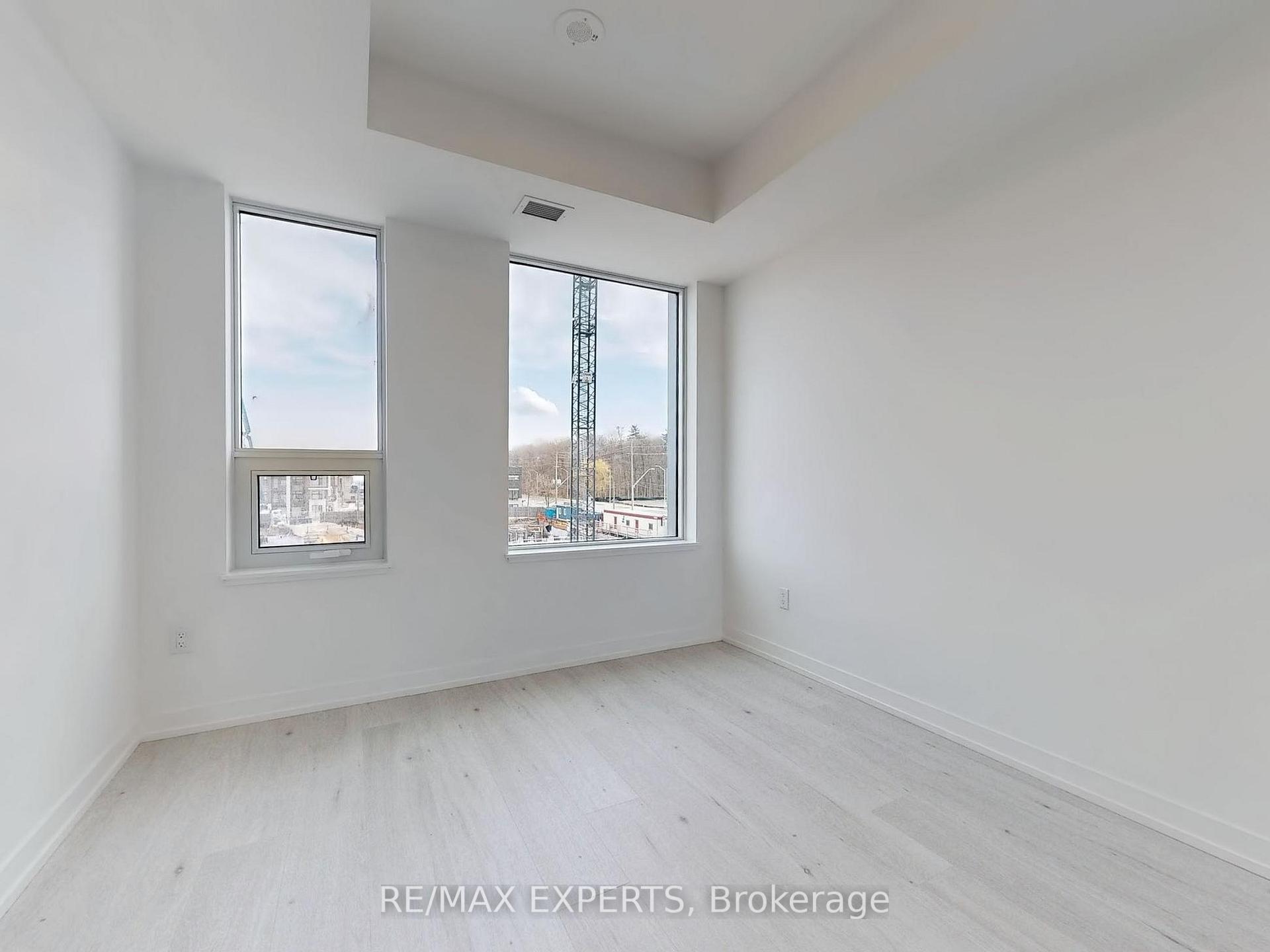 Photo 11 of Unit 319, 2501 Saw Whet Boulevard E, Oakville, Glen Abbey — HOMEH