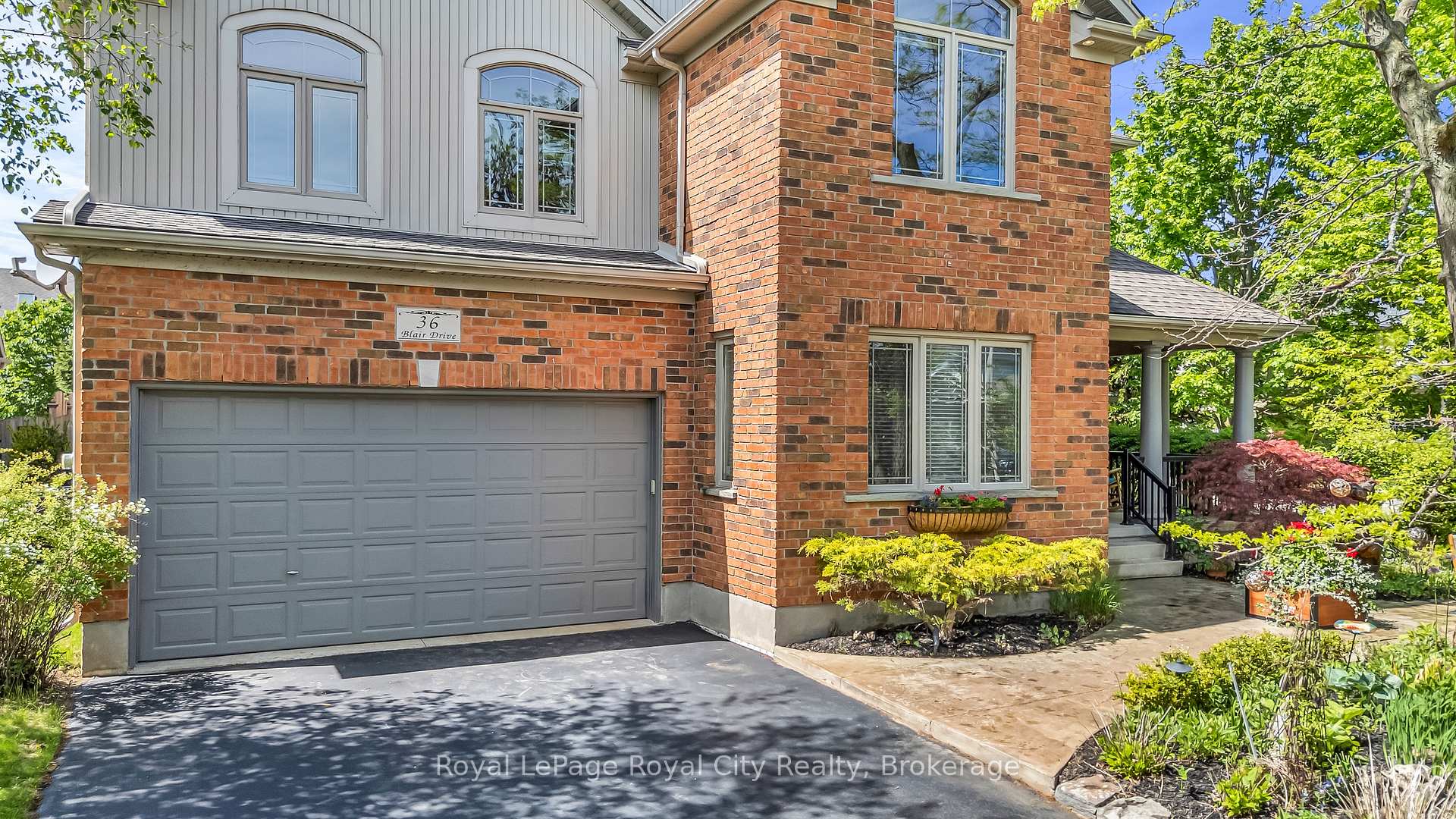 Photo 2 of 36 Blair Drive, Guelph, Pineridge/Westminster Woods — HOMEH
