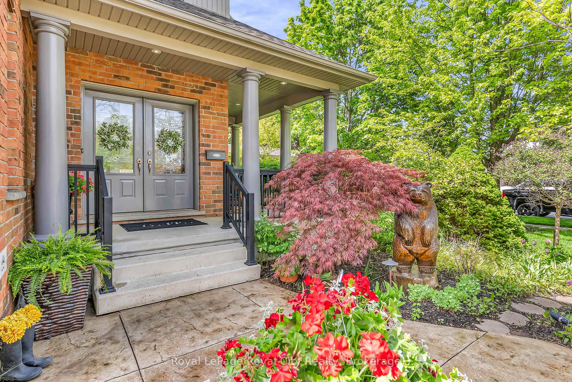 Photo 4 of 36 Blair Drive, Guelph, Pineridge/Westminster Woods — HOMEH