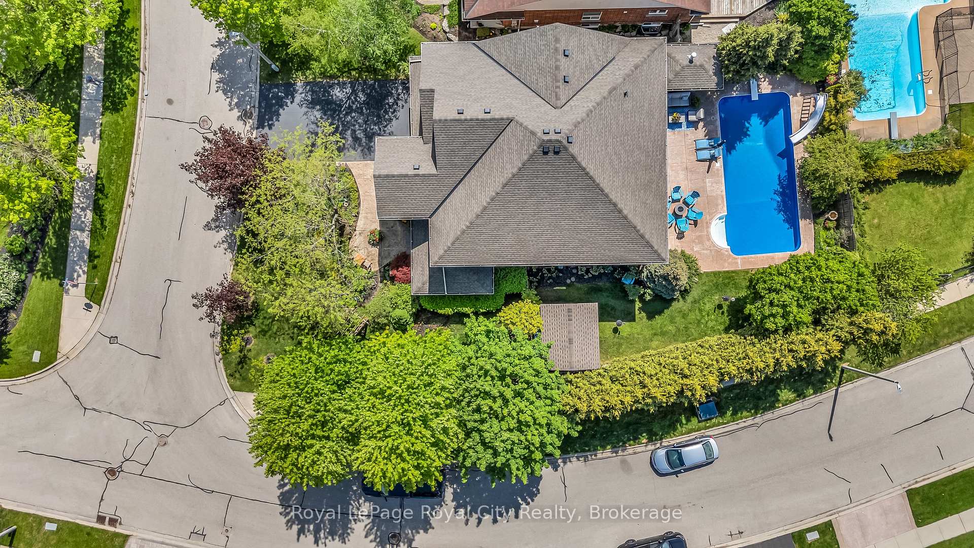 Photo 8 of 36 Blair Drive, Guelph, Pineridge/Westminster Woods — HOMEH