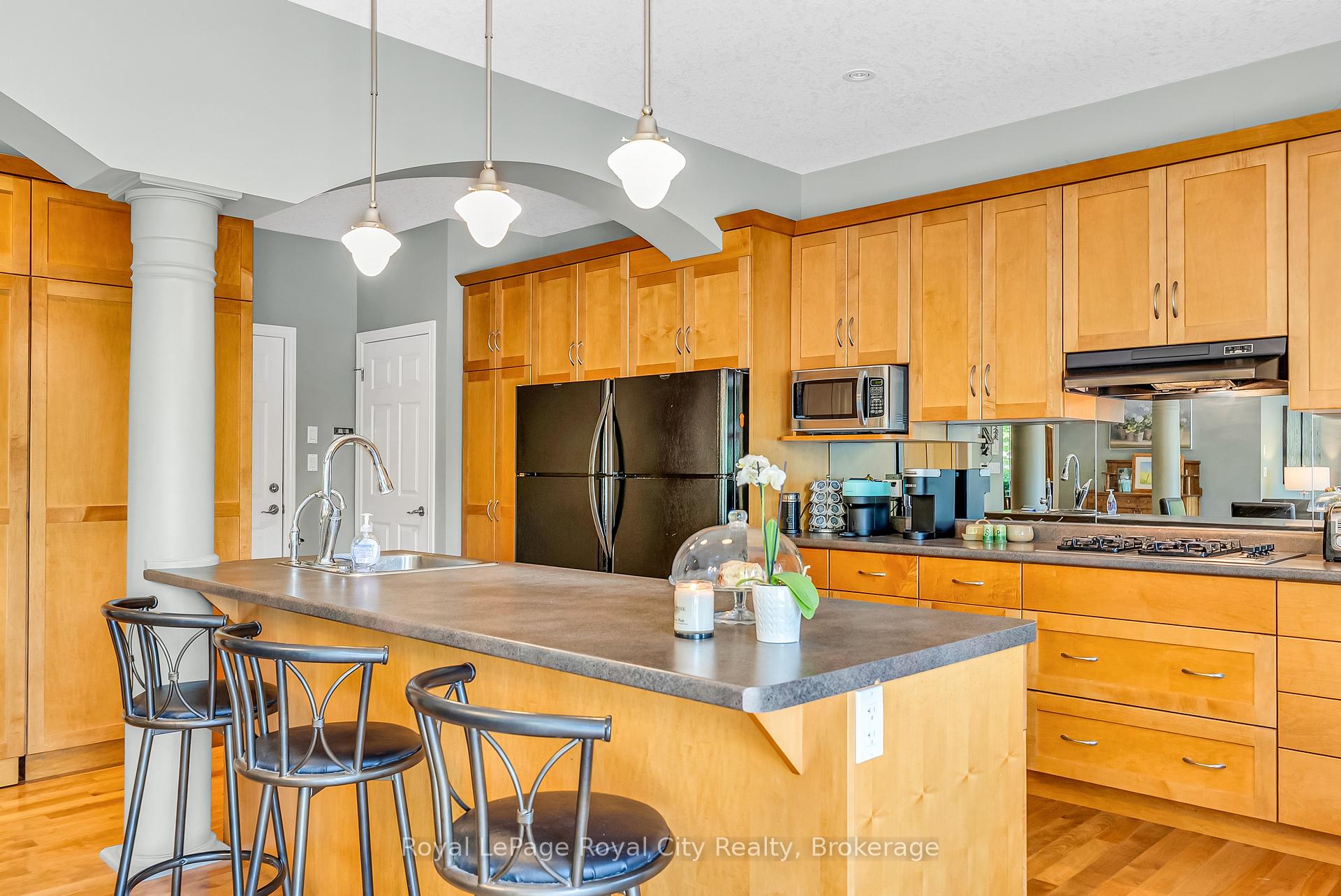 Photo 22 of 36 Blair Drive, Guelph, Pineridge/Westminster Woods — HOMEH