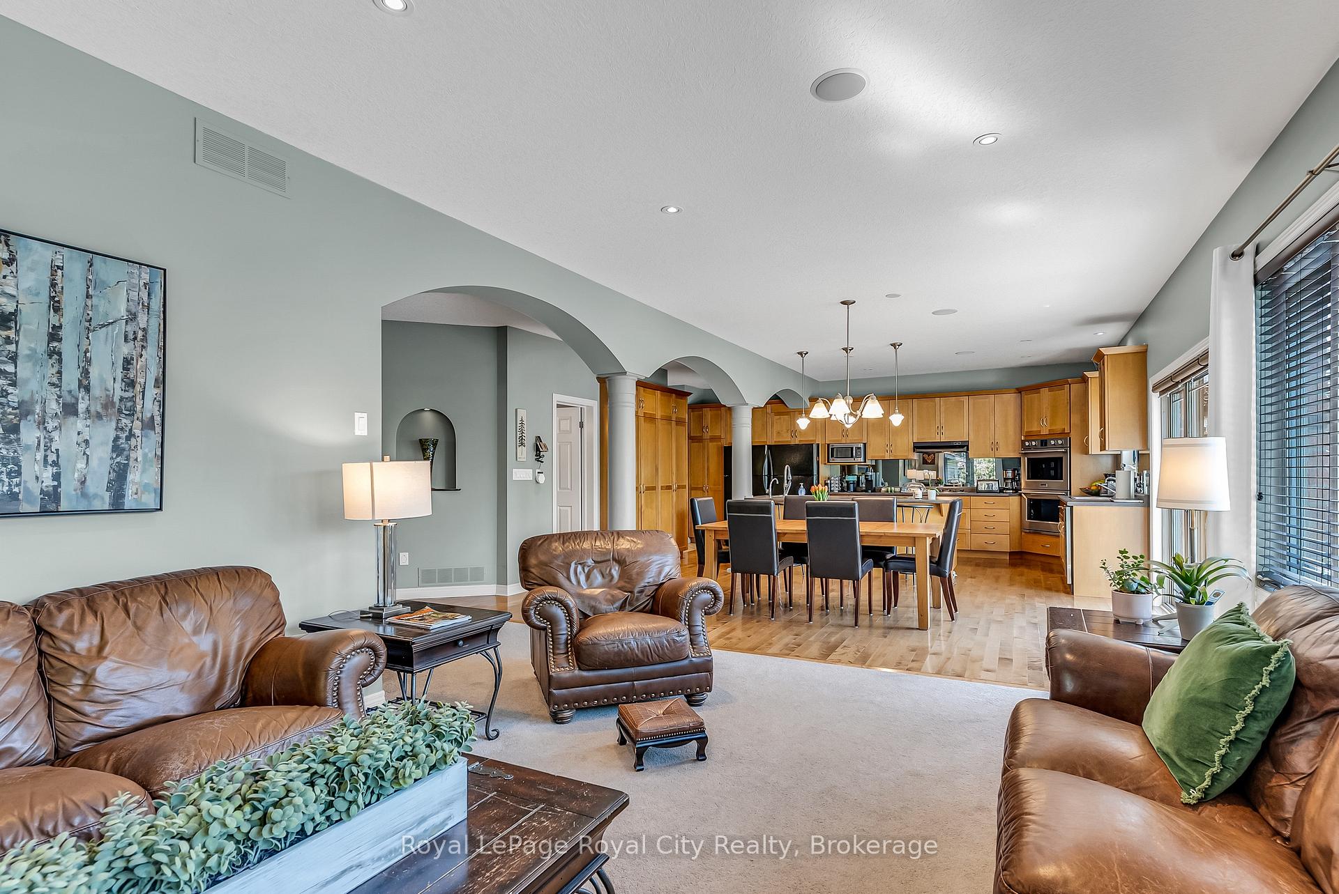 Photo 26 of 36 Blair Drive, Guelph, Pineridge/Westminster Woods — HOMEH