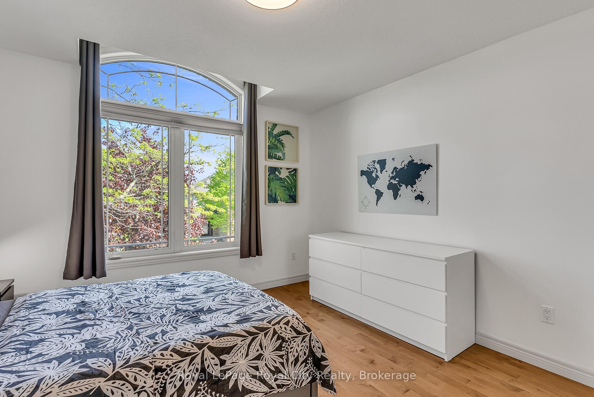 Photo 31 of 36 Blair Drive, Guelph, Pineridge/Westminster Woods — HOMEH