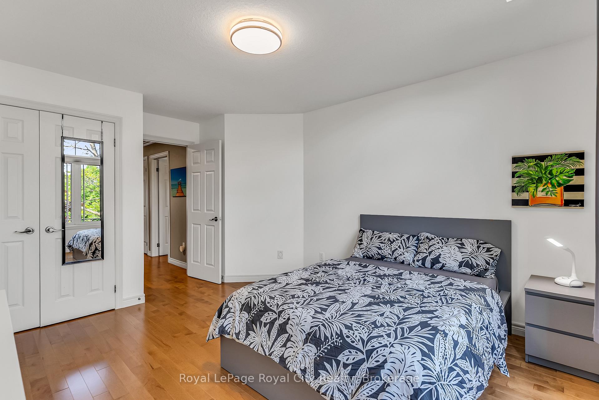 Photo 32 of 36 Blair Drive, Guelph, Pineridge/Westminster Woods — HOMEH