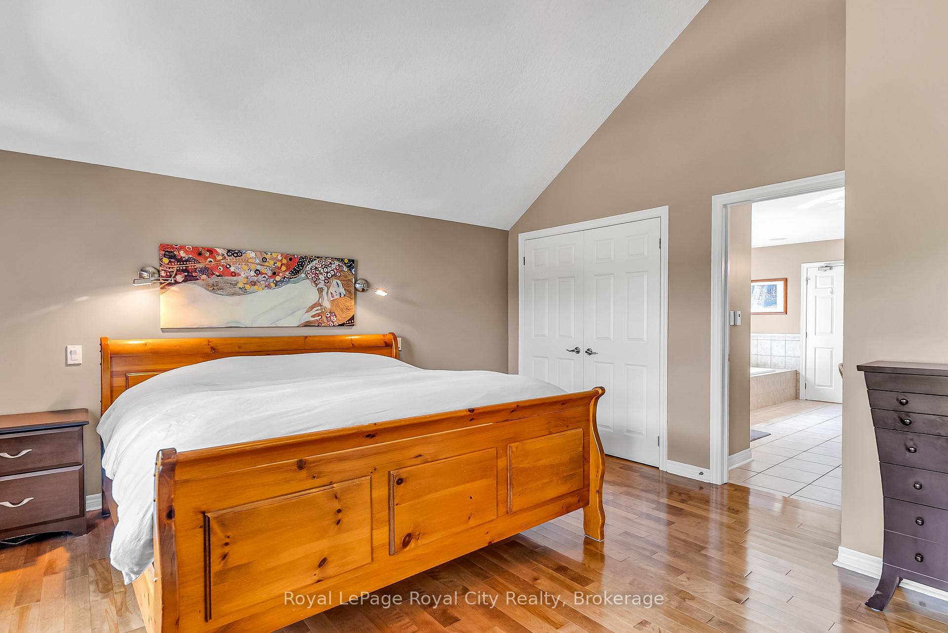 Photo 34 of 36 Blair Drive, Guelph, Pineridge/Westminster Woods — HOMEH
