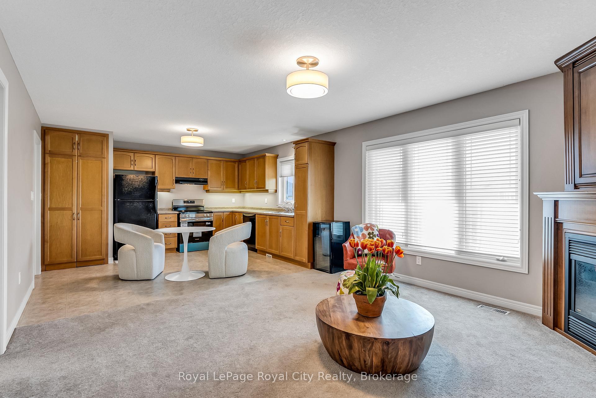 Photo 38 of 36 Blair Drive, Guelph, Pineridge/Westminster Woods — HOMEH
