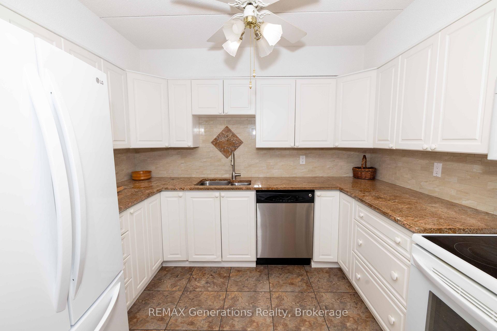 Photo 5 of Unit 207, 800 Gordon Street, Thunder Bay, Westfort — HOMEH