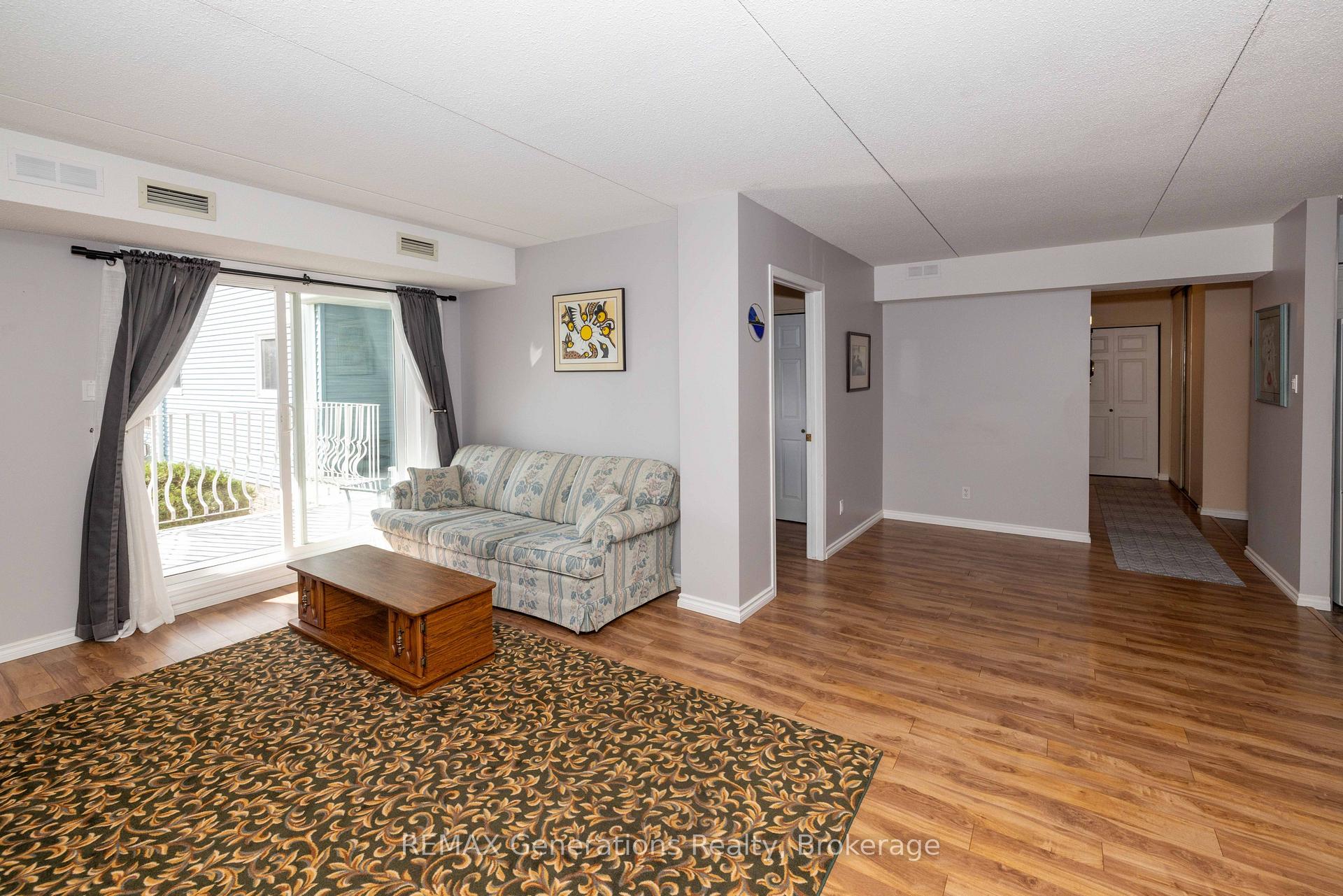 Photo 9 of Unit 207, 800 Gordon Street, Thunder Bay, Westfort — HOMEH