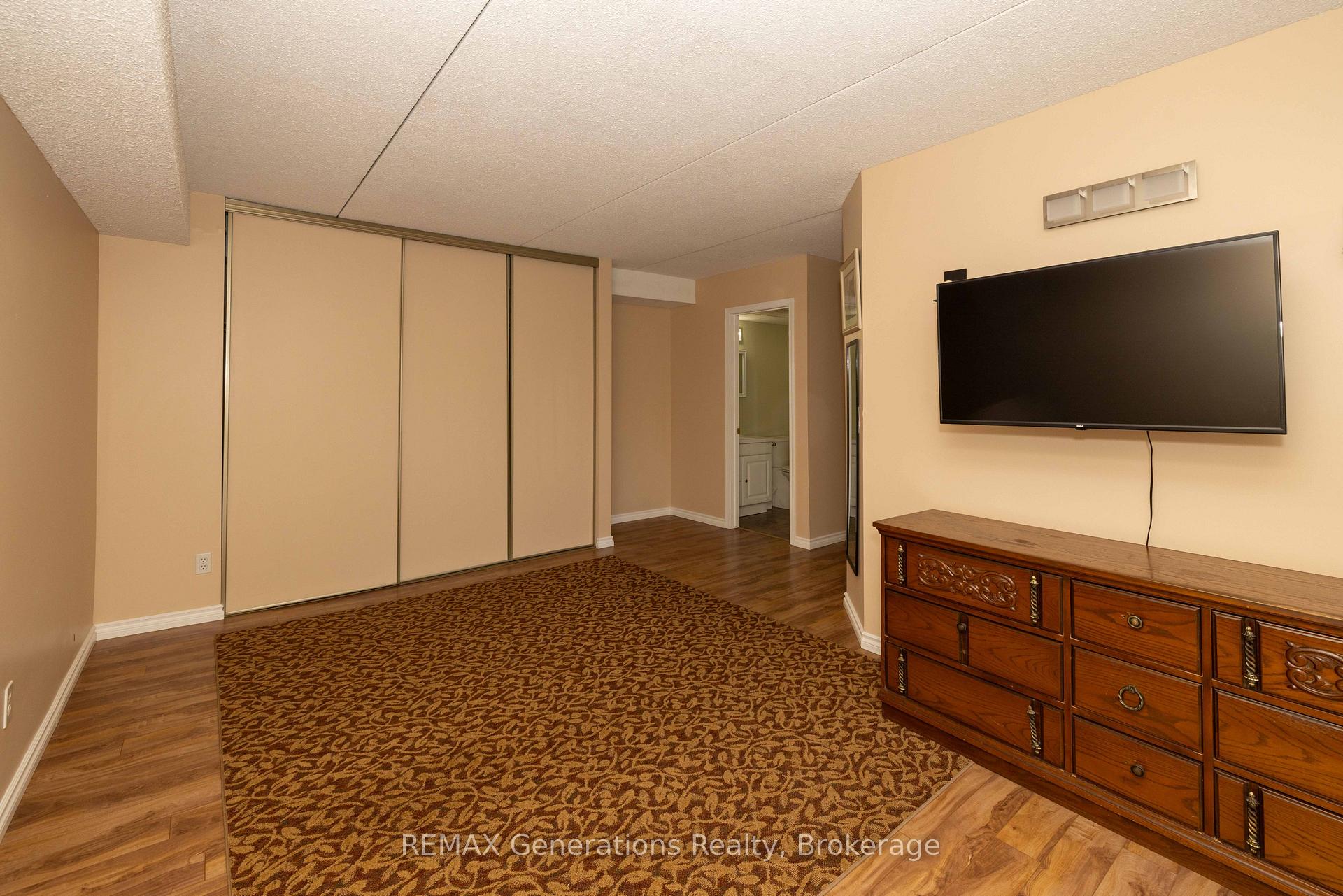 Photo 16 of Unit 207, 800 Gordon Street, Thunder Bay, Westfort — HOMEH
