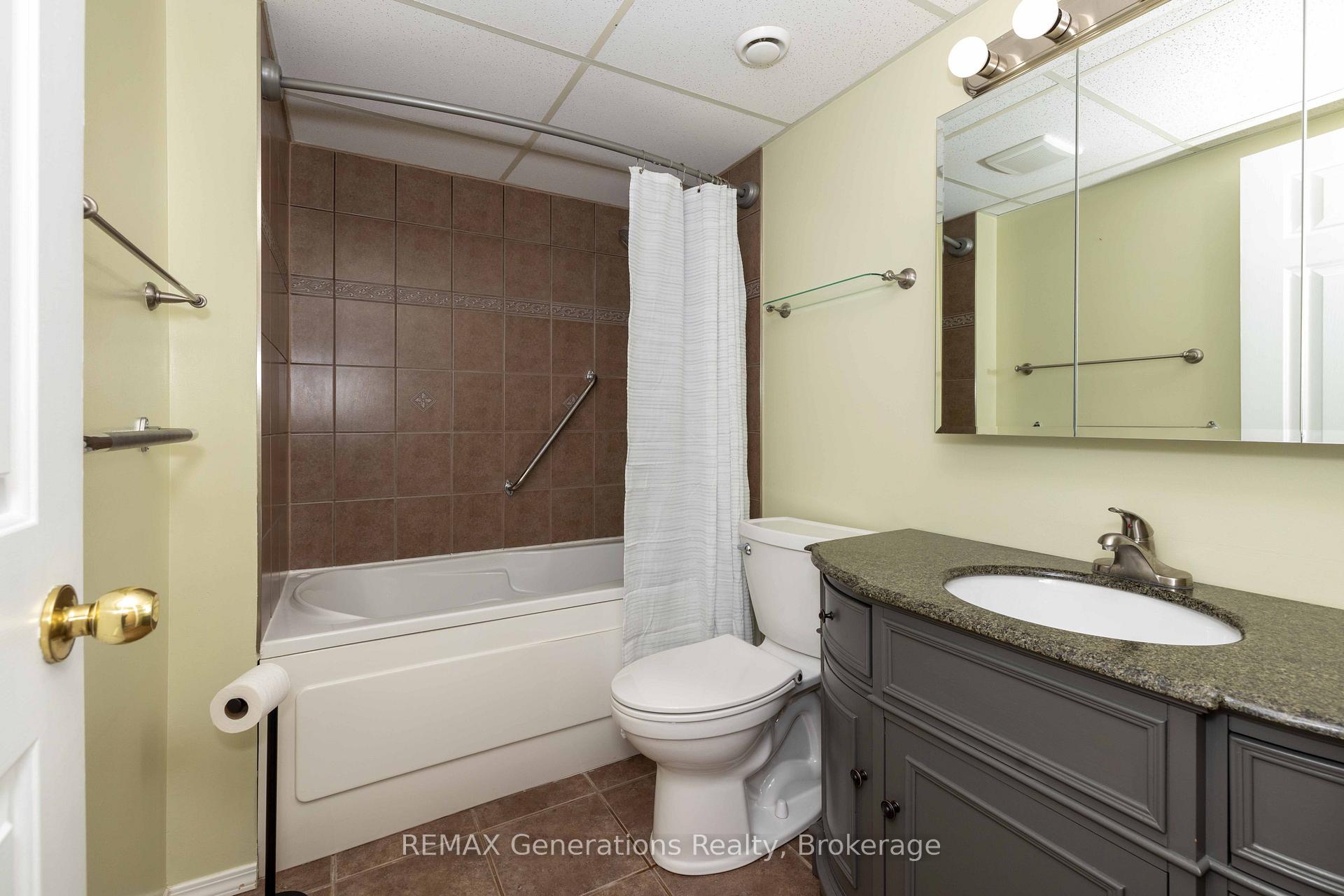 Photo 19 of Unit 207, 800 Gordon Street, Thunder Bay, Westfort — HOMEH