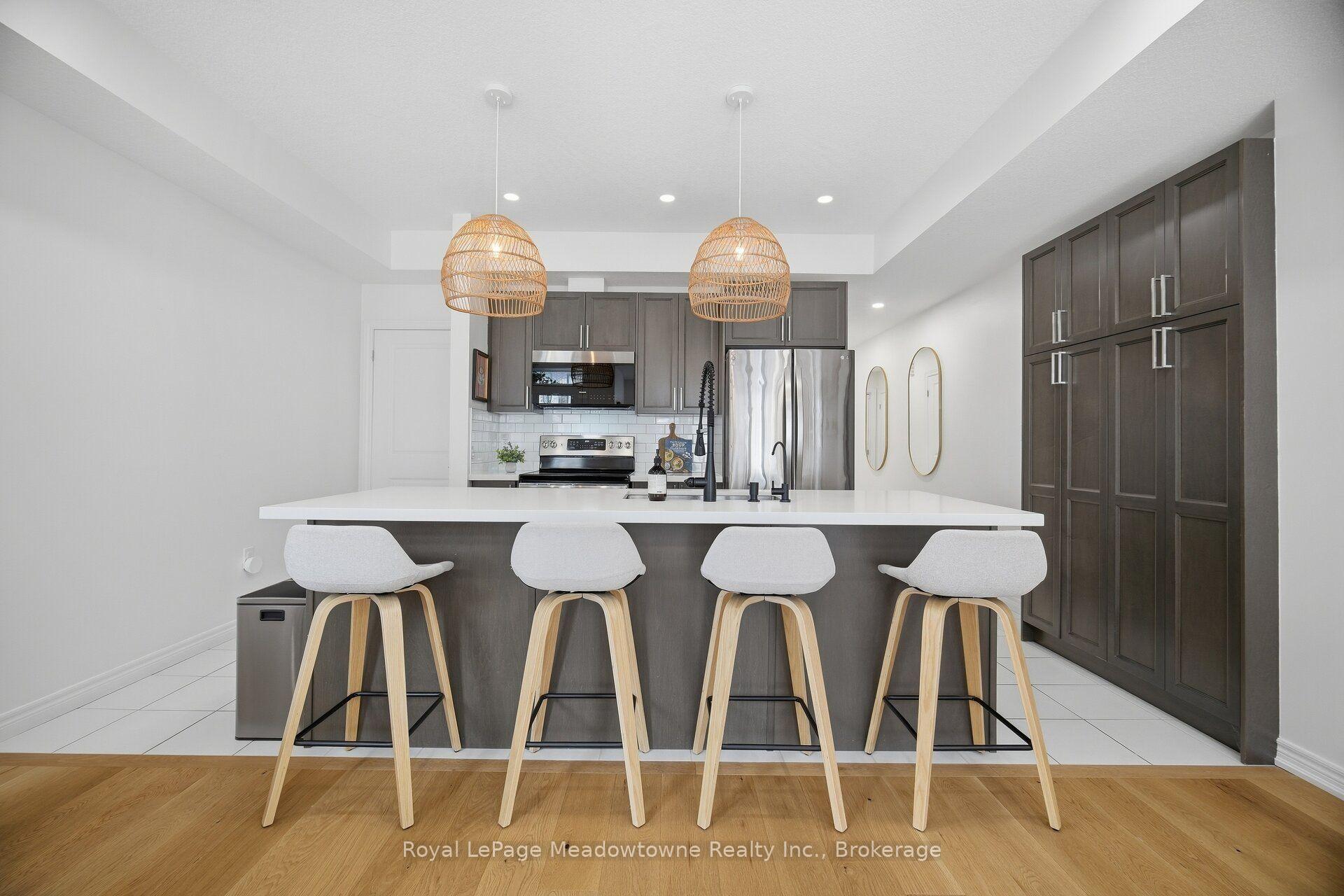 Photo 6 of Unit 55, 445 Ontario Street S, Milton, Timberlea — HOMEH