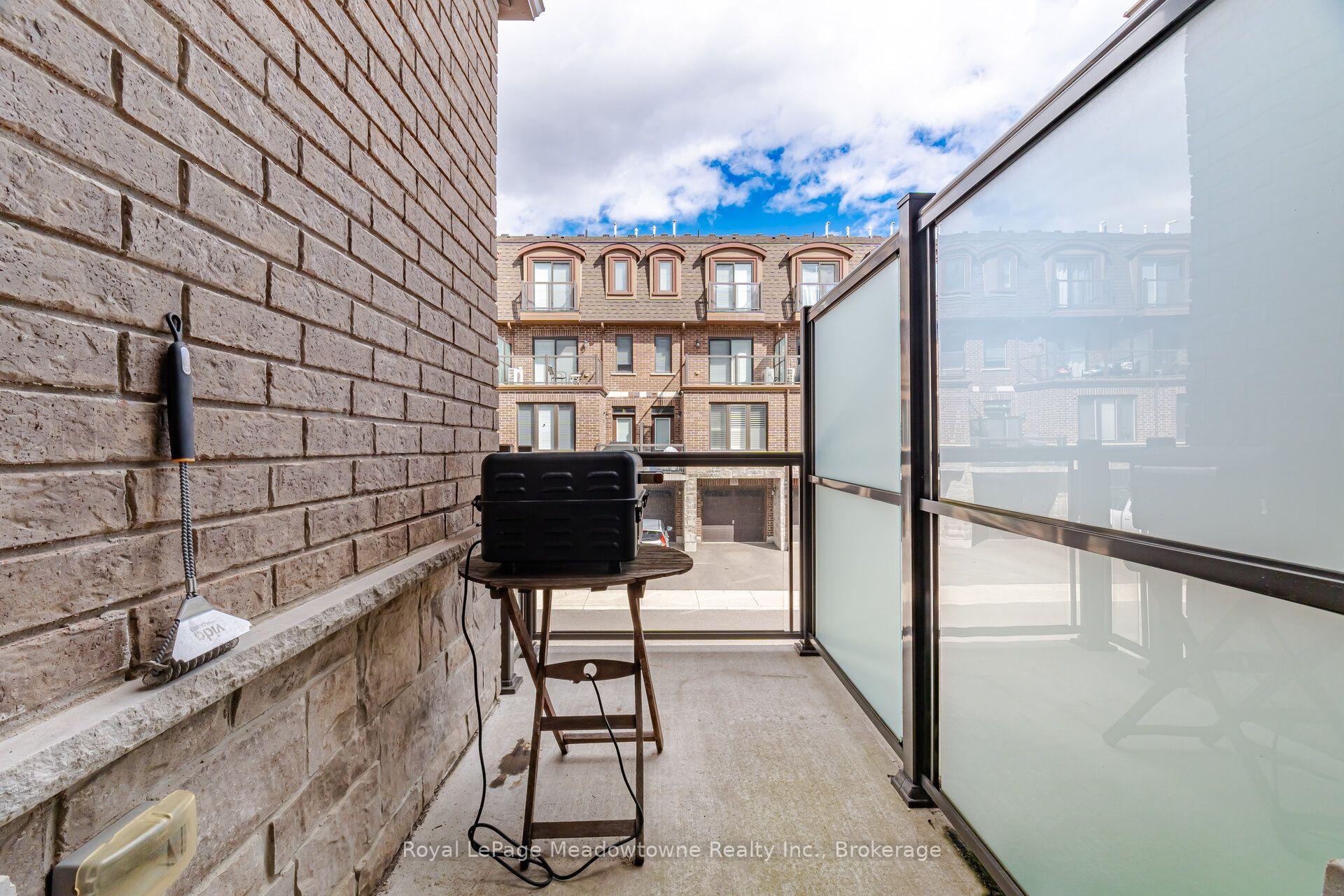 Photo 10 of Unit 55, 445 Ontario Street S, Milton, Timberlea — HOMEH