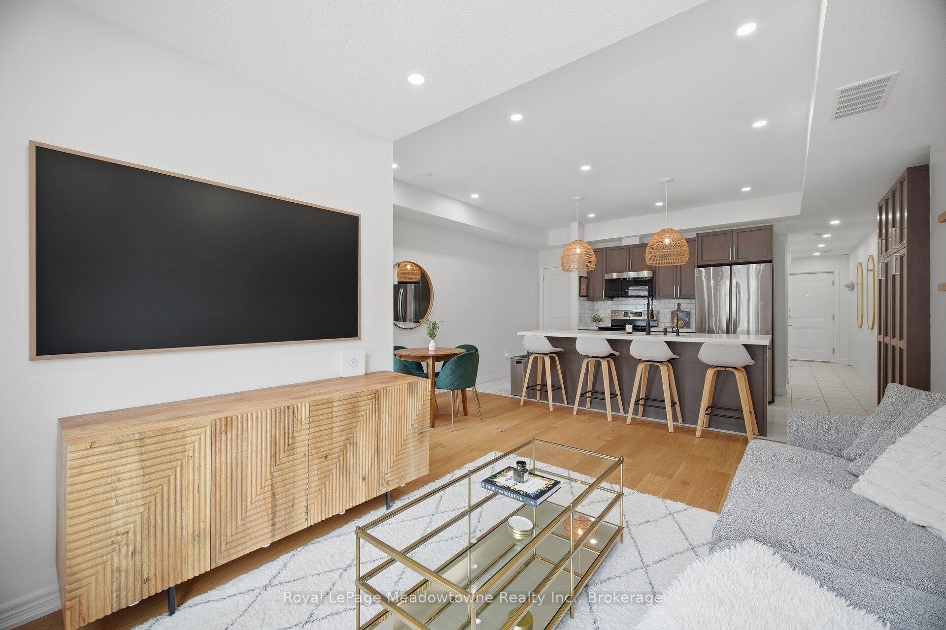 Photo 17 of Unit 55, 445 Ontario Street S, Milton, Timberlea — HOMEH